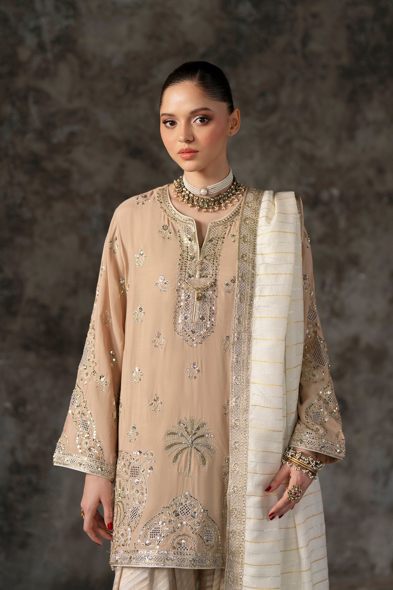 EMBROIDERED SUIT (E1012/104/113)