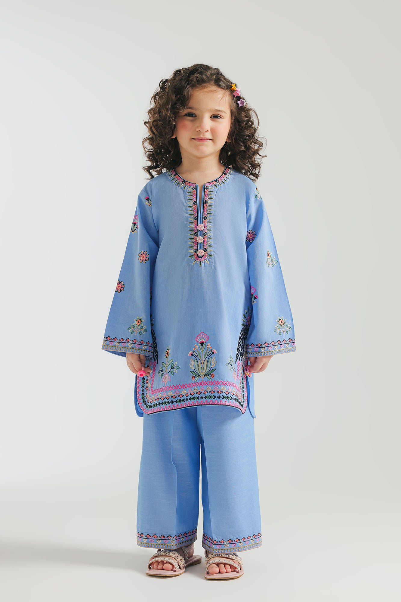 EMBROIDERED SUIT (E1012/402/634)