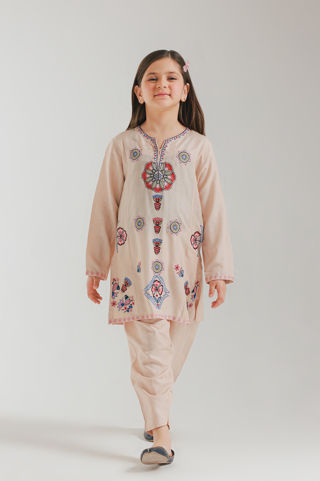 EMBROIDERED SUIT (E1019/402/227)