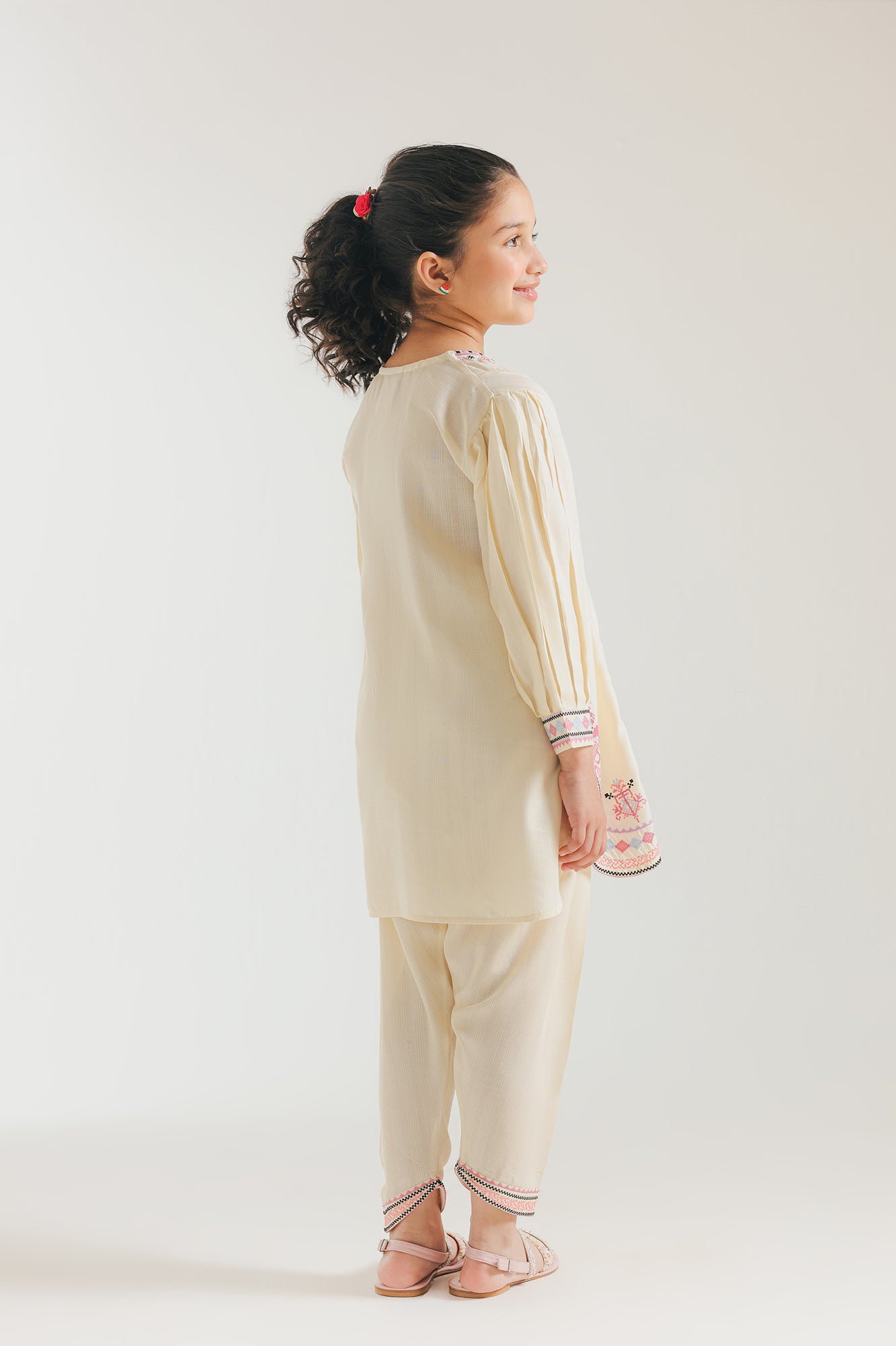 EMBROIDERED SUIT (E1020/402/002)