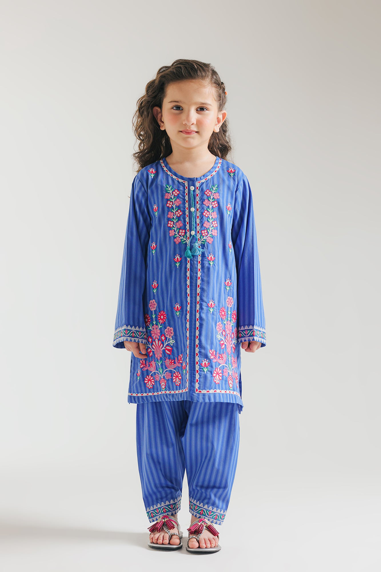 EMBROIDERED SUIT (E1027/402/625)