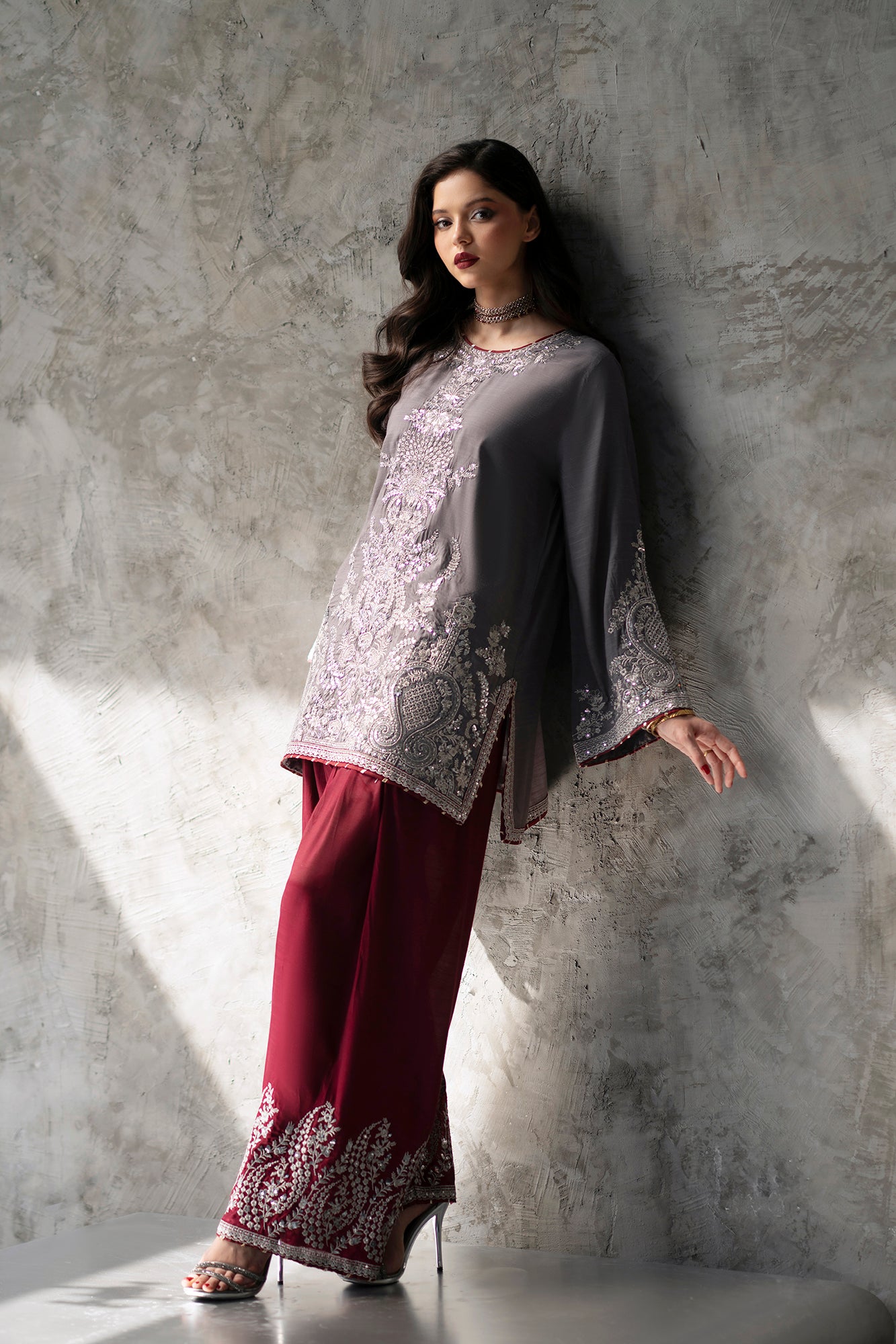 EMBROIDERED SUIT (E1094/104/909)