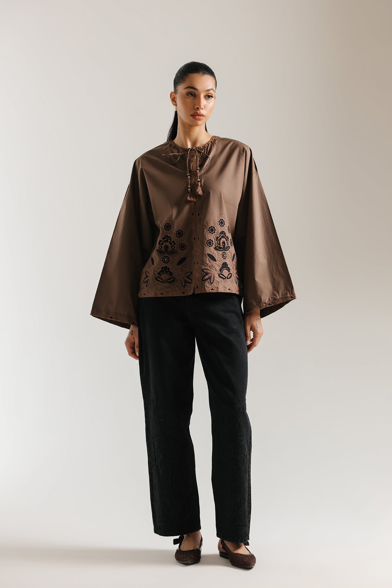 EMBROIDERED SHIRT (E1118/101/804)