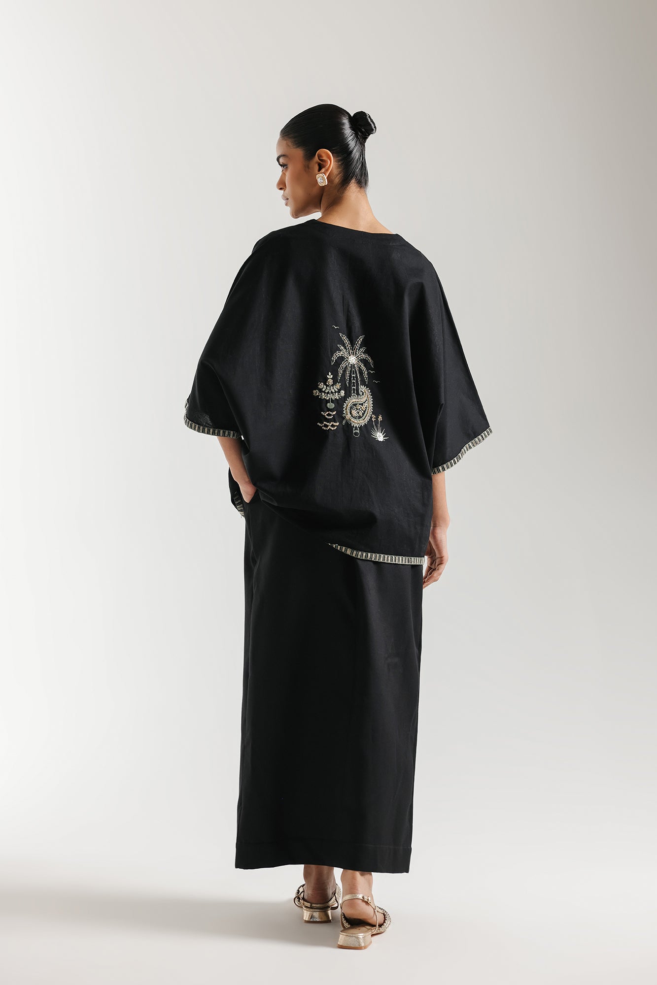 SKIRT (E1120/101/902)