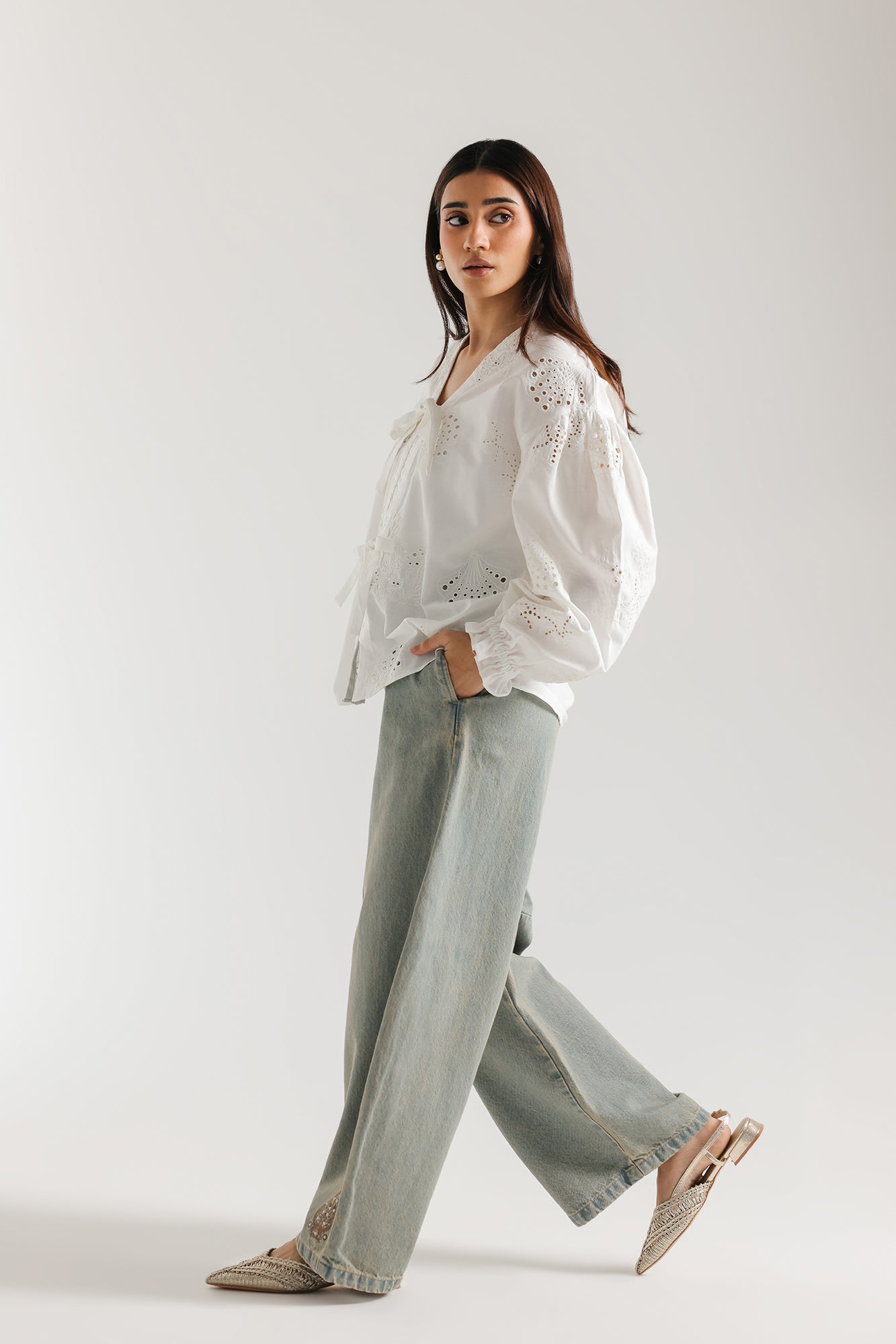 EMBROIDERED SHIRT (E1135/101/001)