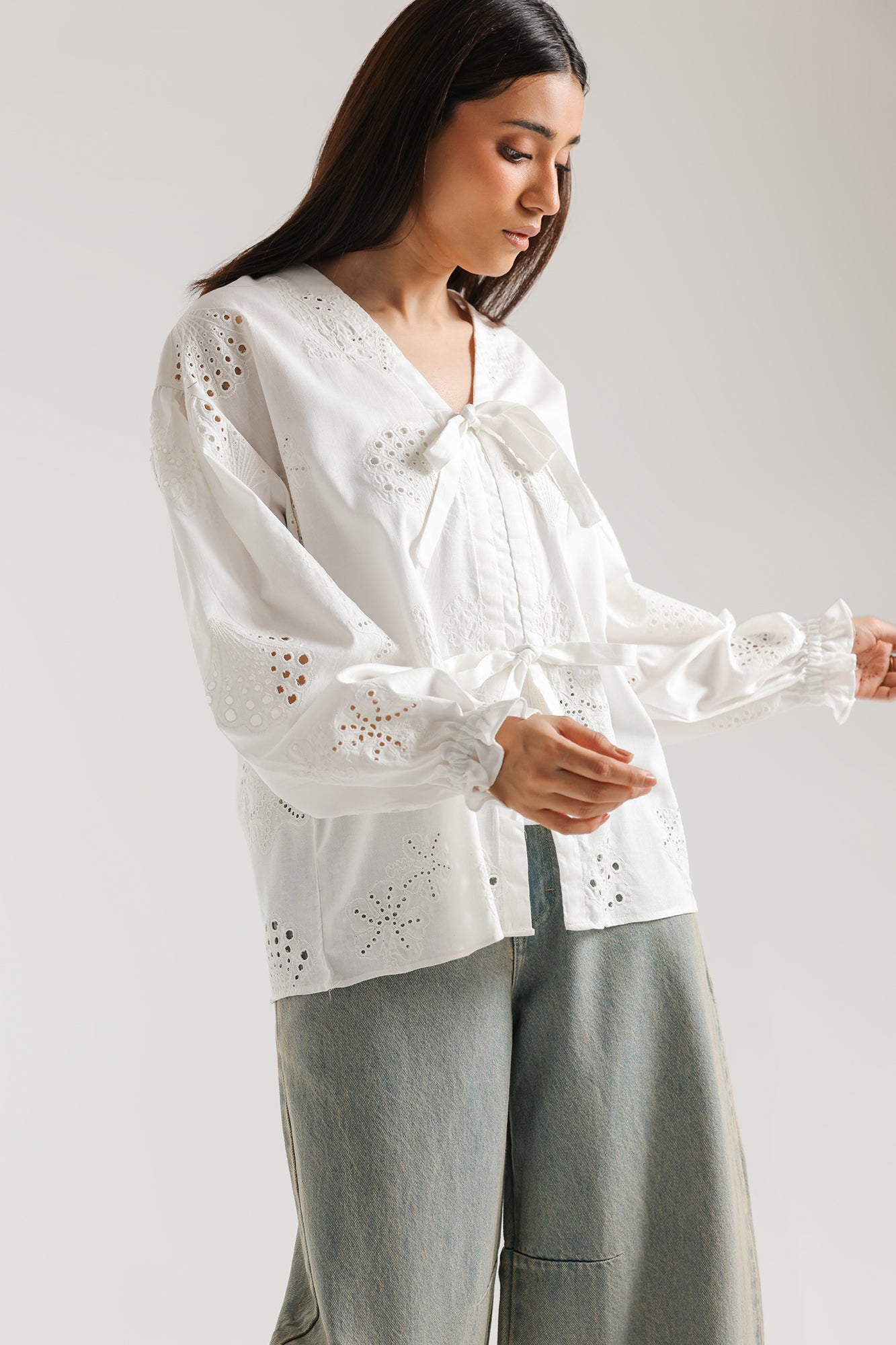 EMBROIDERED SHIRT (E1135/101/001)