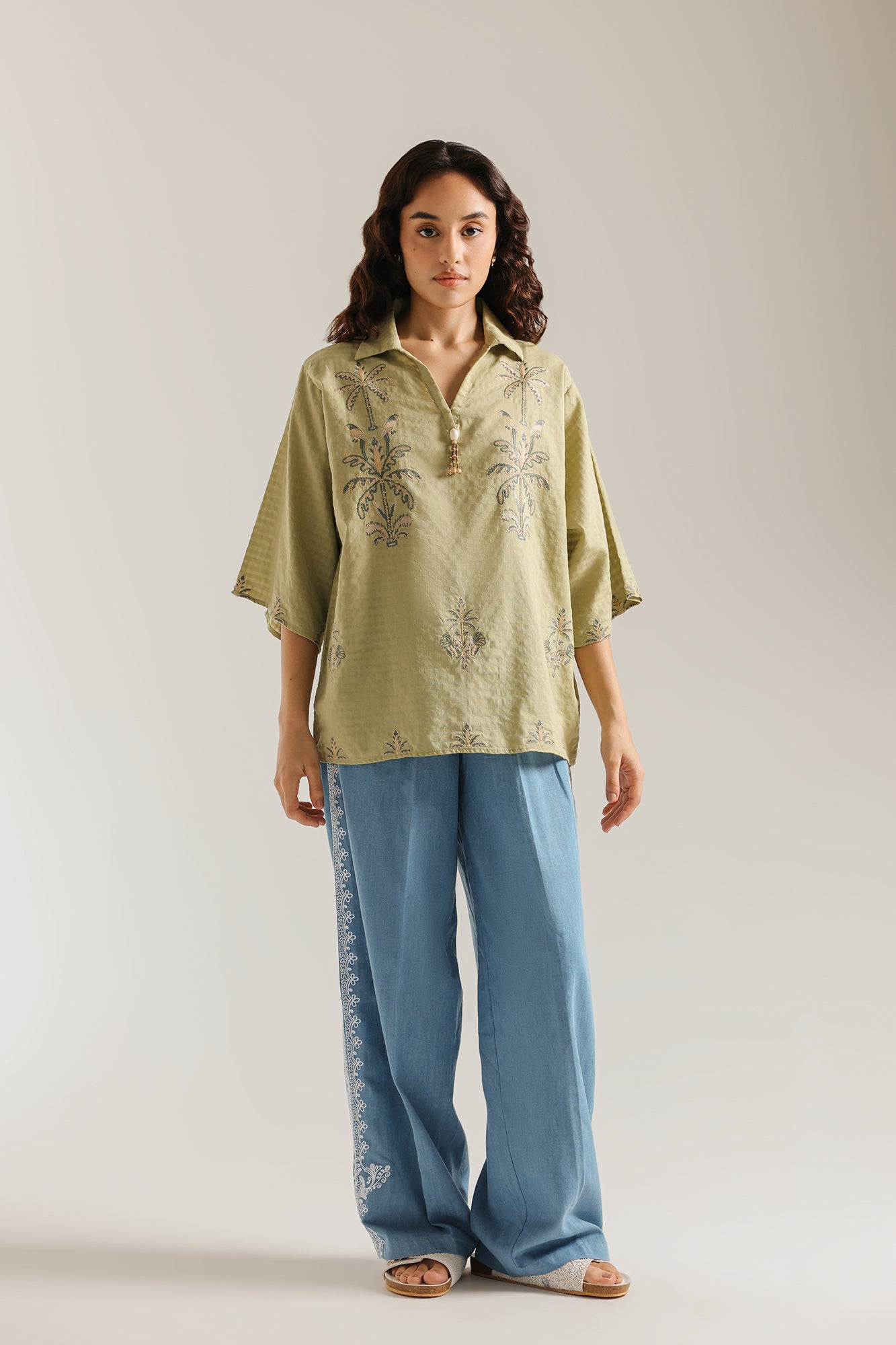 EMBROIDERED TOP (E1144/101/127)