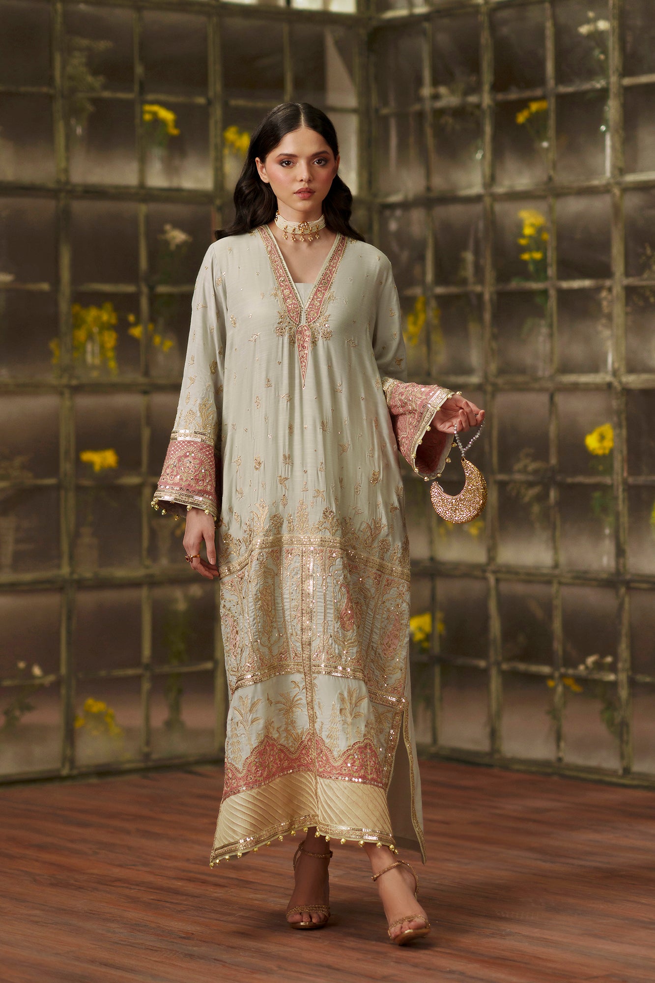 EMBROIDERED KAFTAN (E1145/104/721)