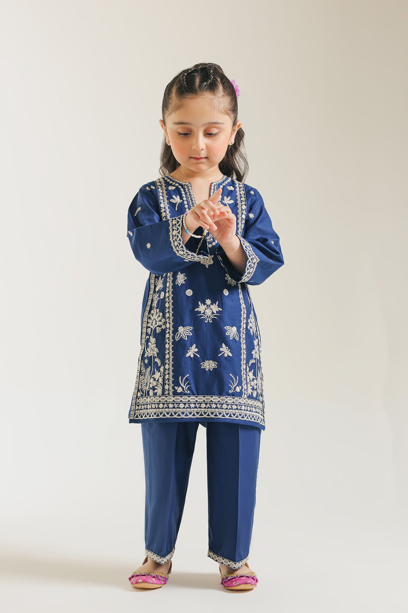 EMBROIDERED SUIT (E1207/402/619)
