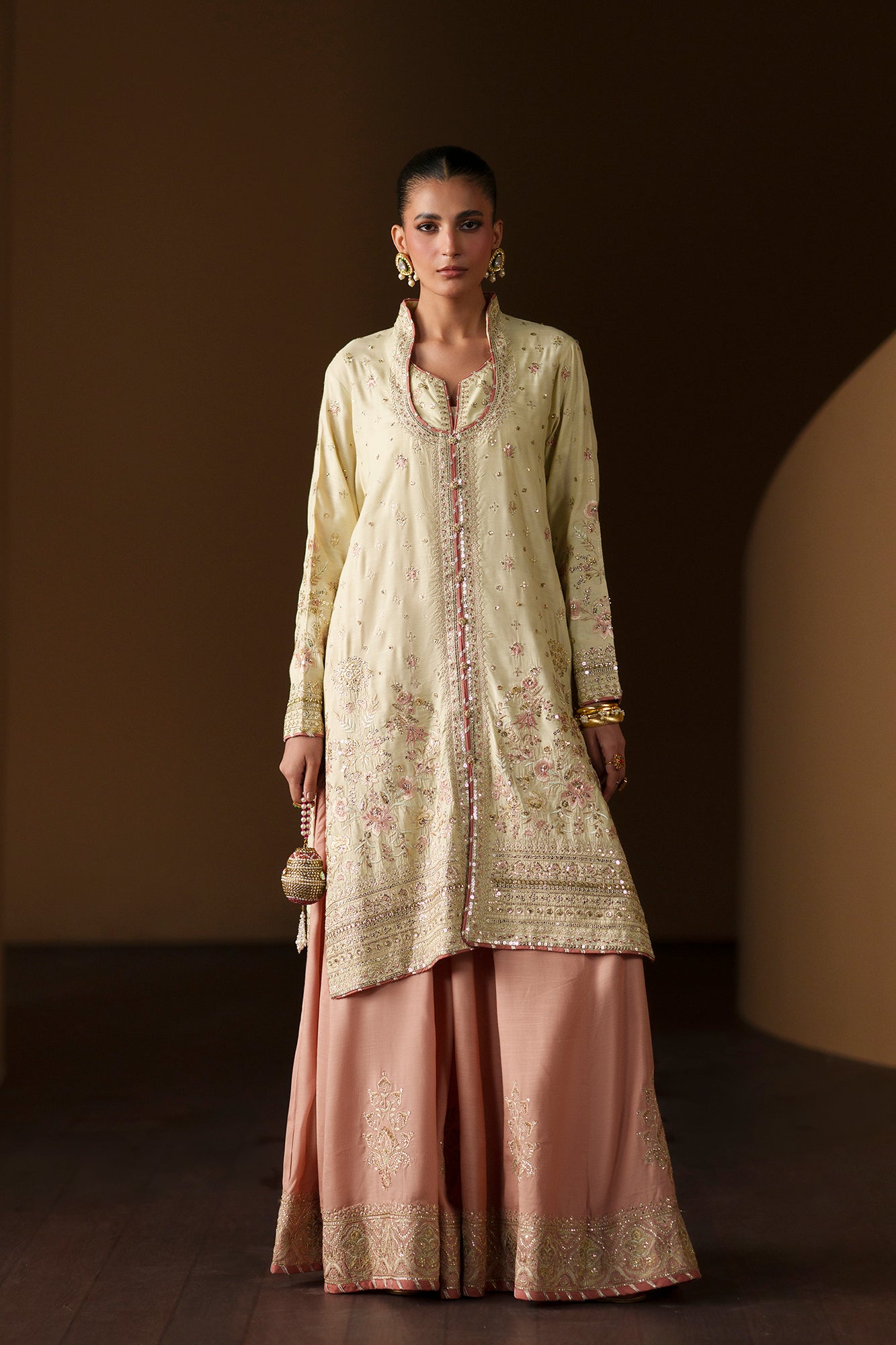 EMBROIDERED SUIT (E1225/104/110)