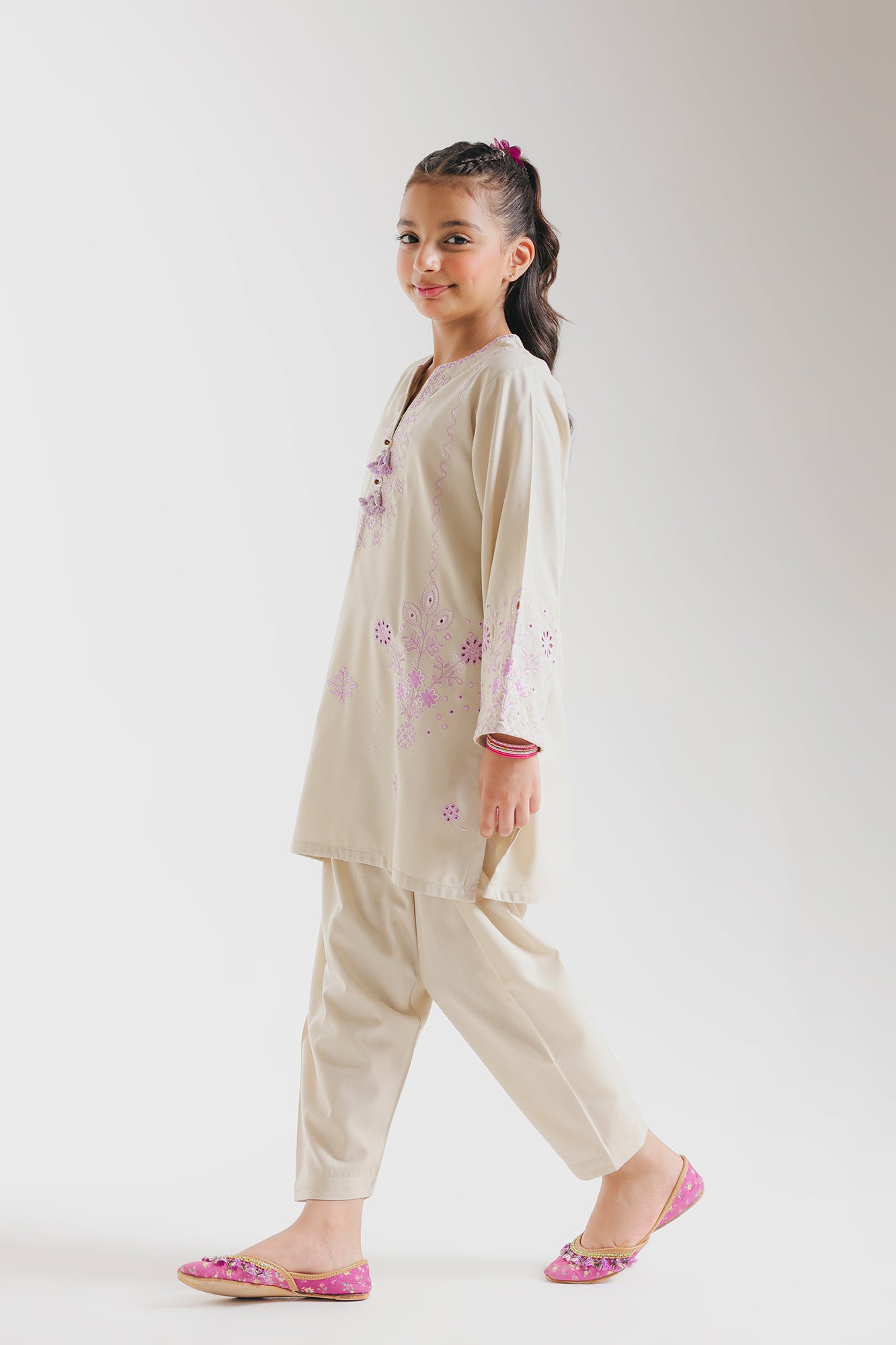 EMBROIDERED SUIT (E1339/402/002)