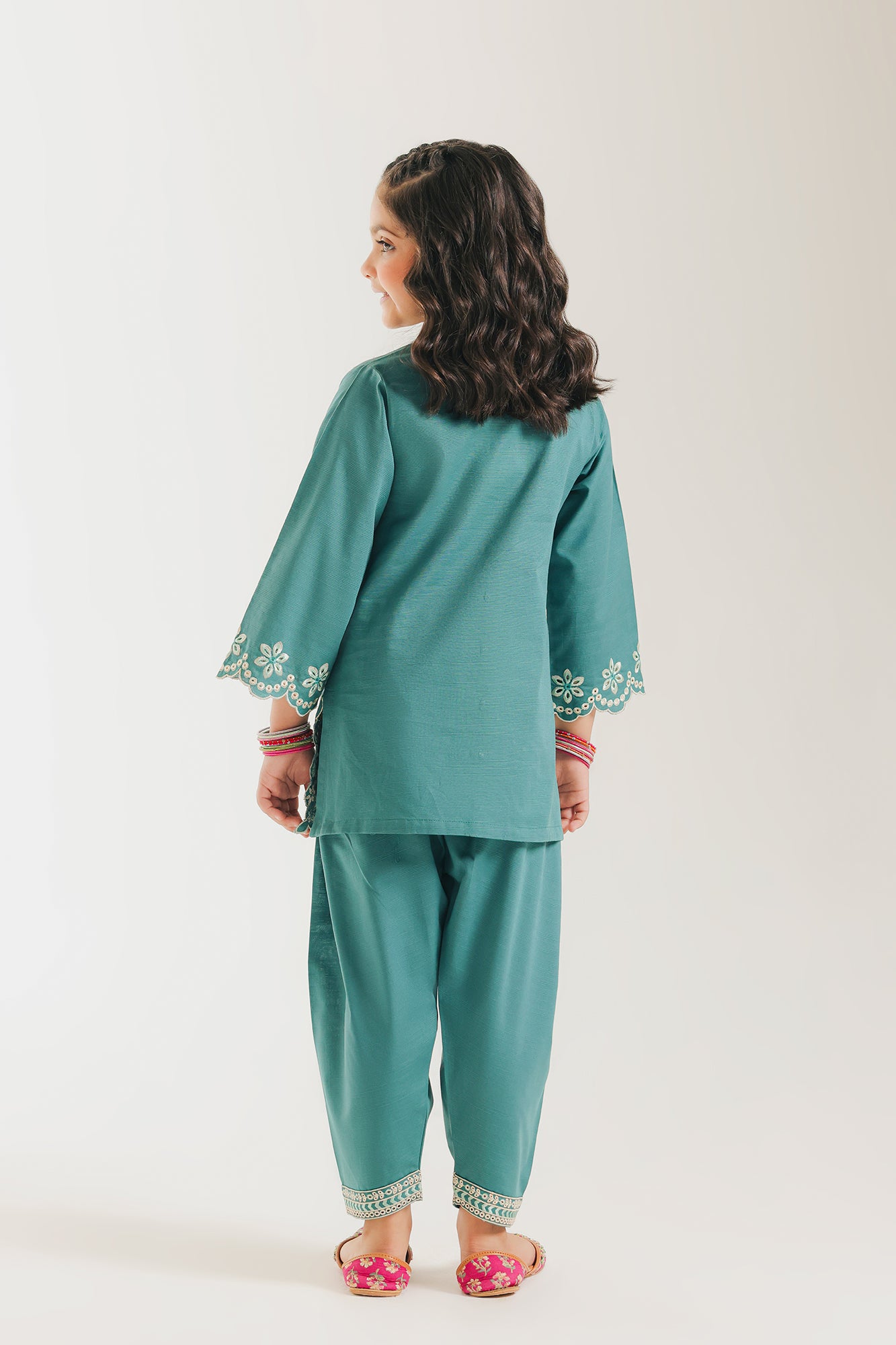 EMBROIDERED SUIT (E1345/402/713)