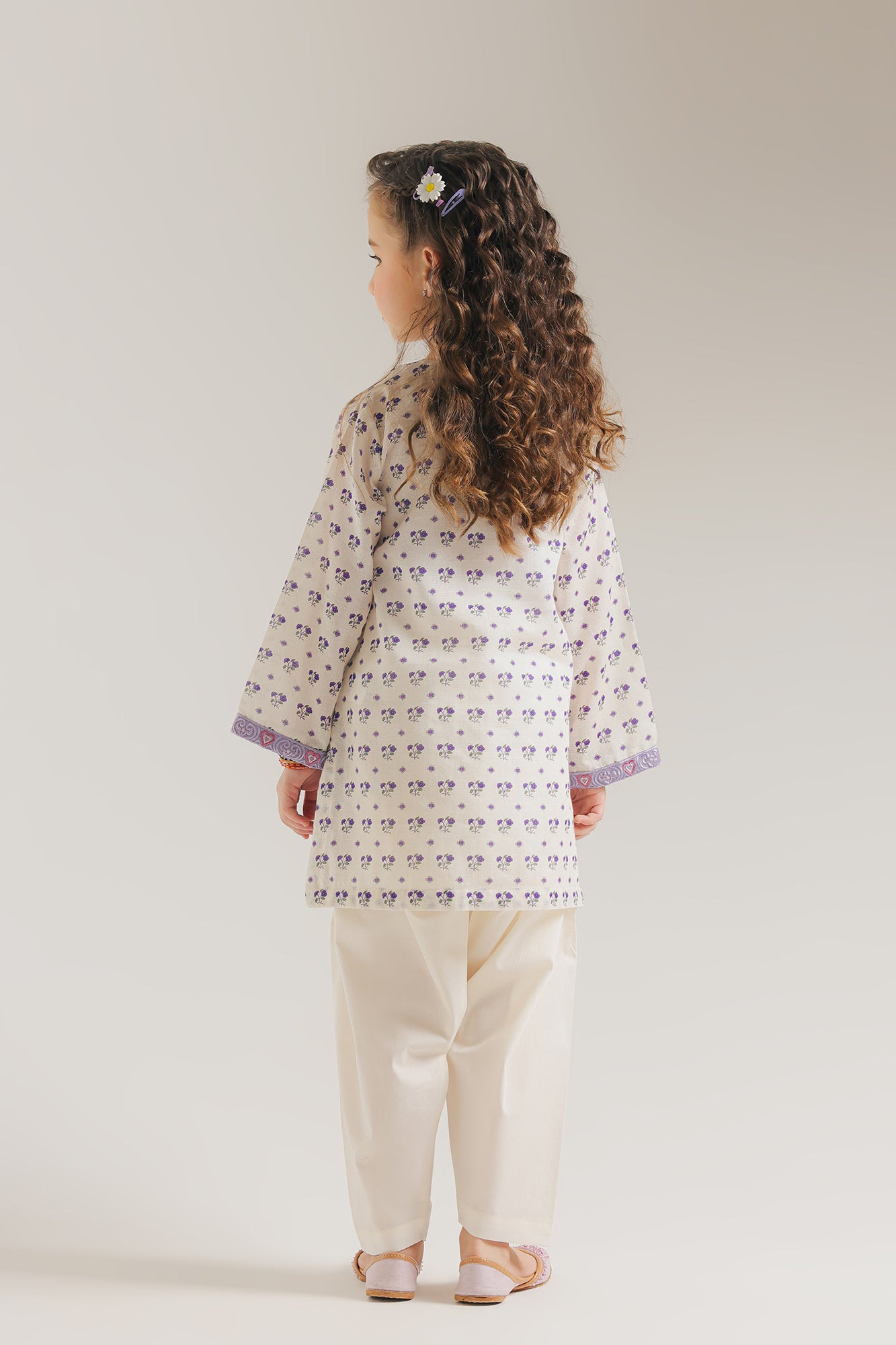 EMBROIDERED SUIT (E1536/402/003 E1536/302/003)