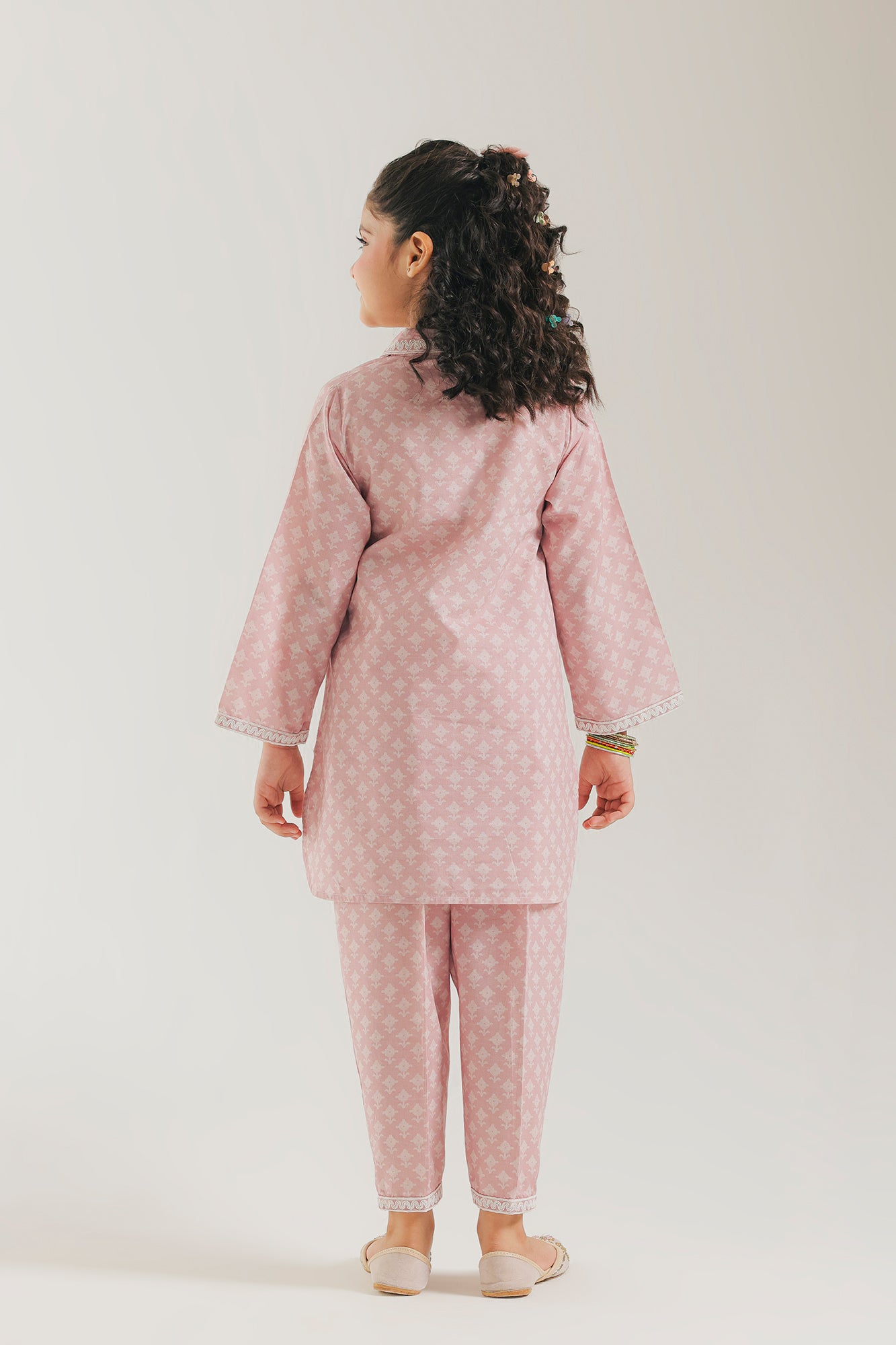 EMBROIDERED SUIT (E1637/402/529 E1637/302/529)