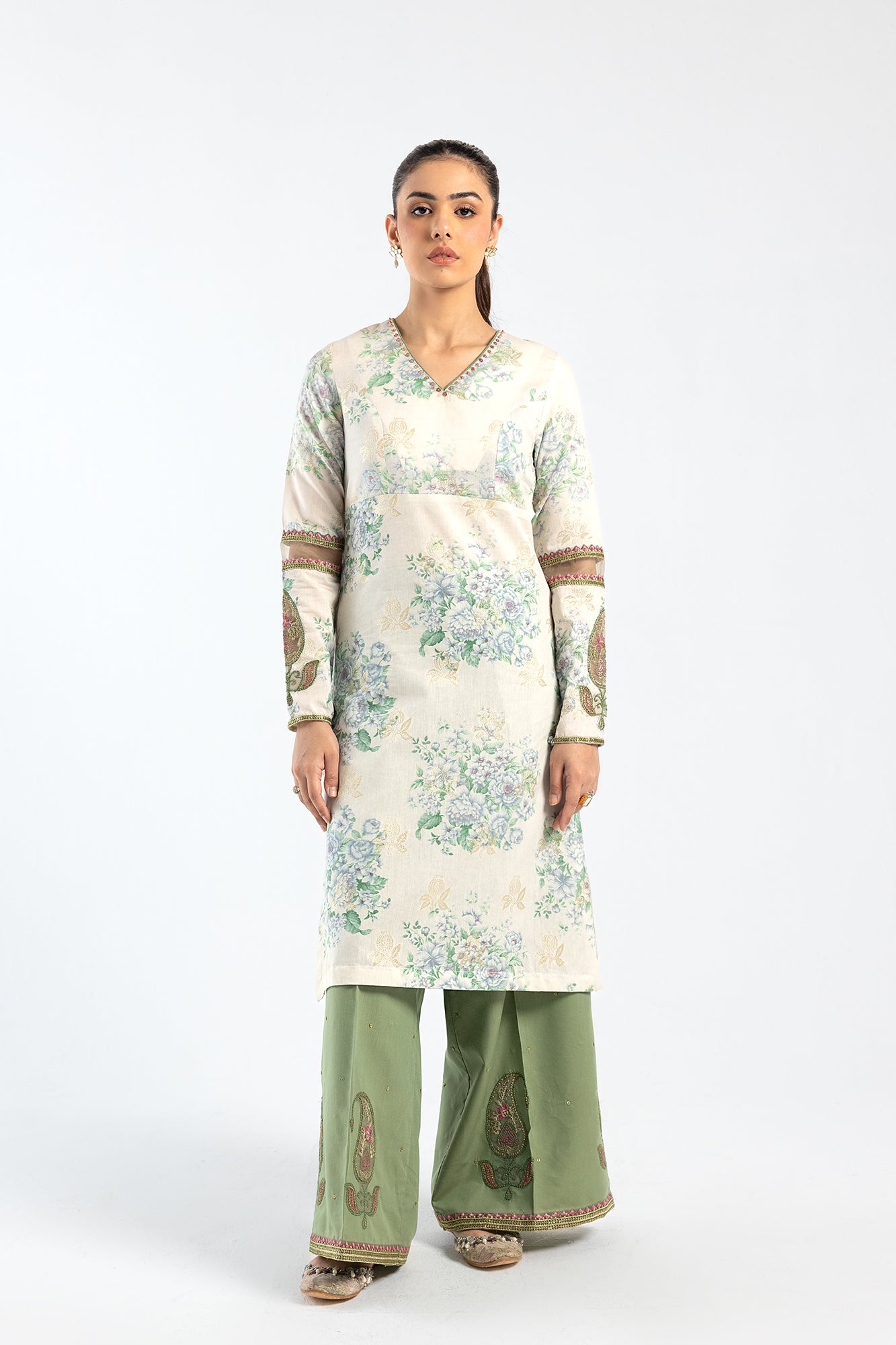 EMBROIDERED SUIT (E2230/103/003)