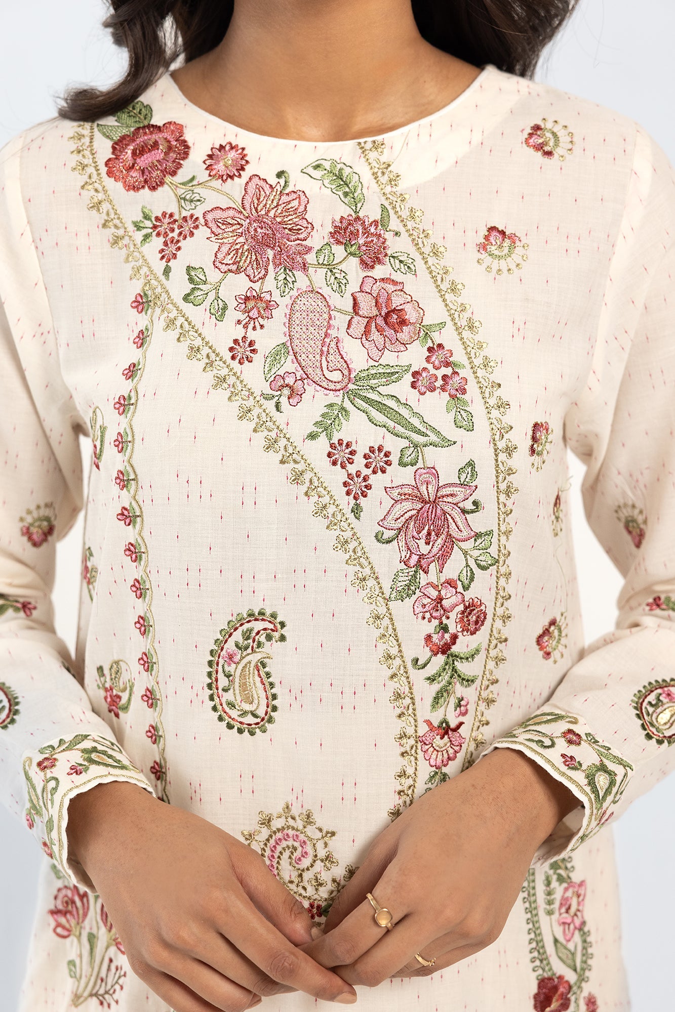 EMBROIDERED SUIT (E2248/103/002)