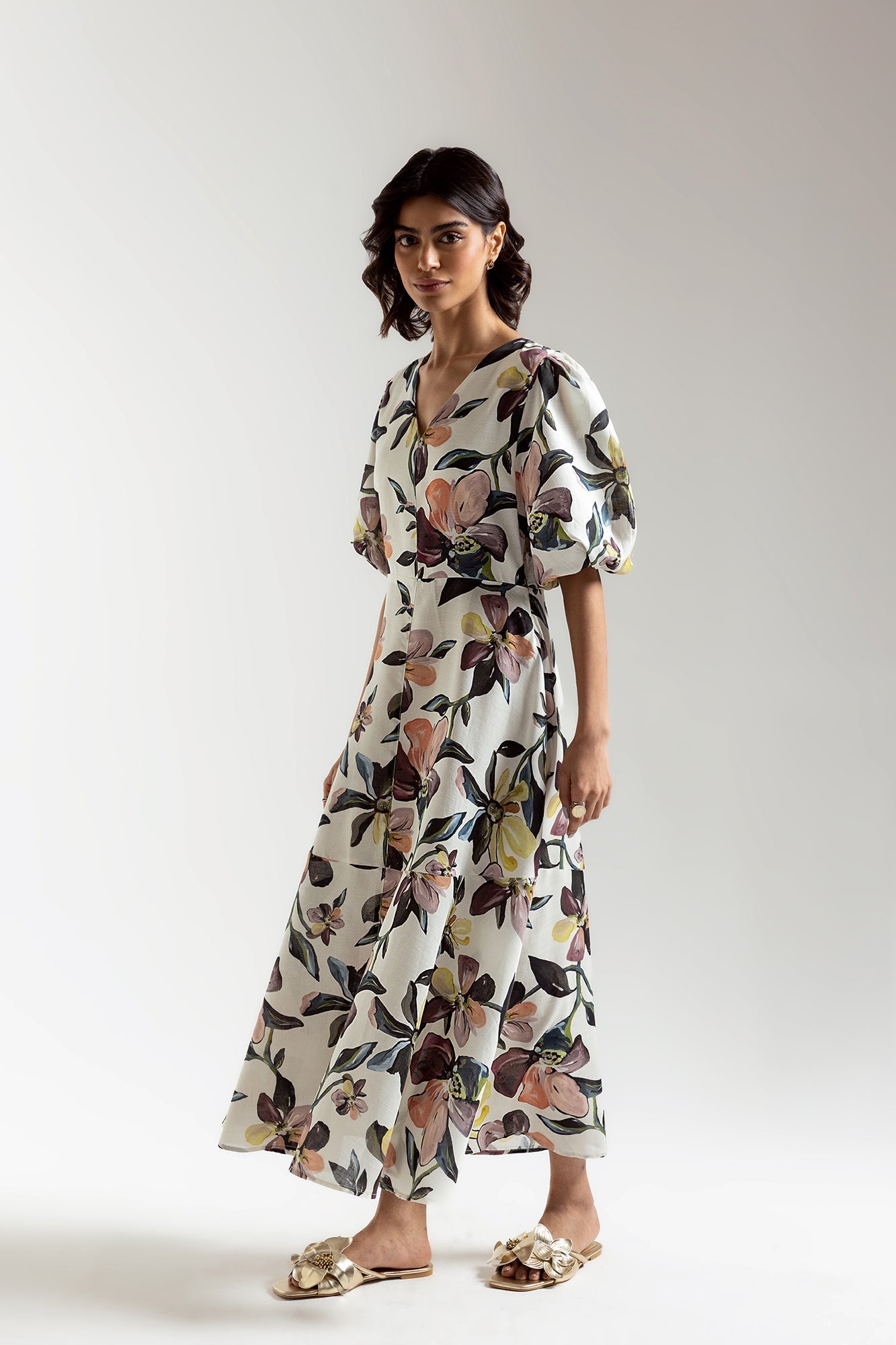 DRESS (E108/001/2256)