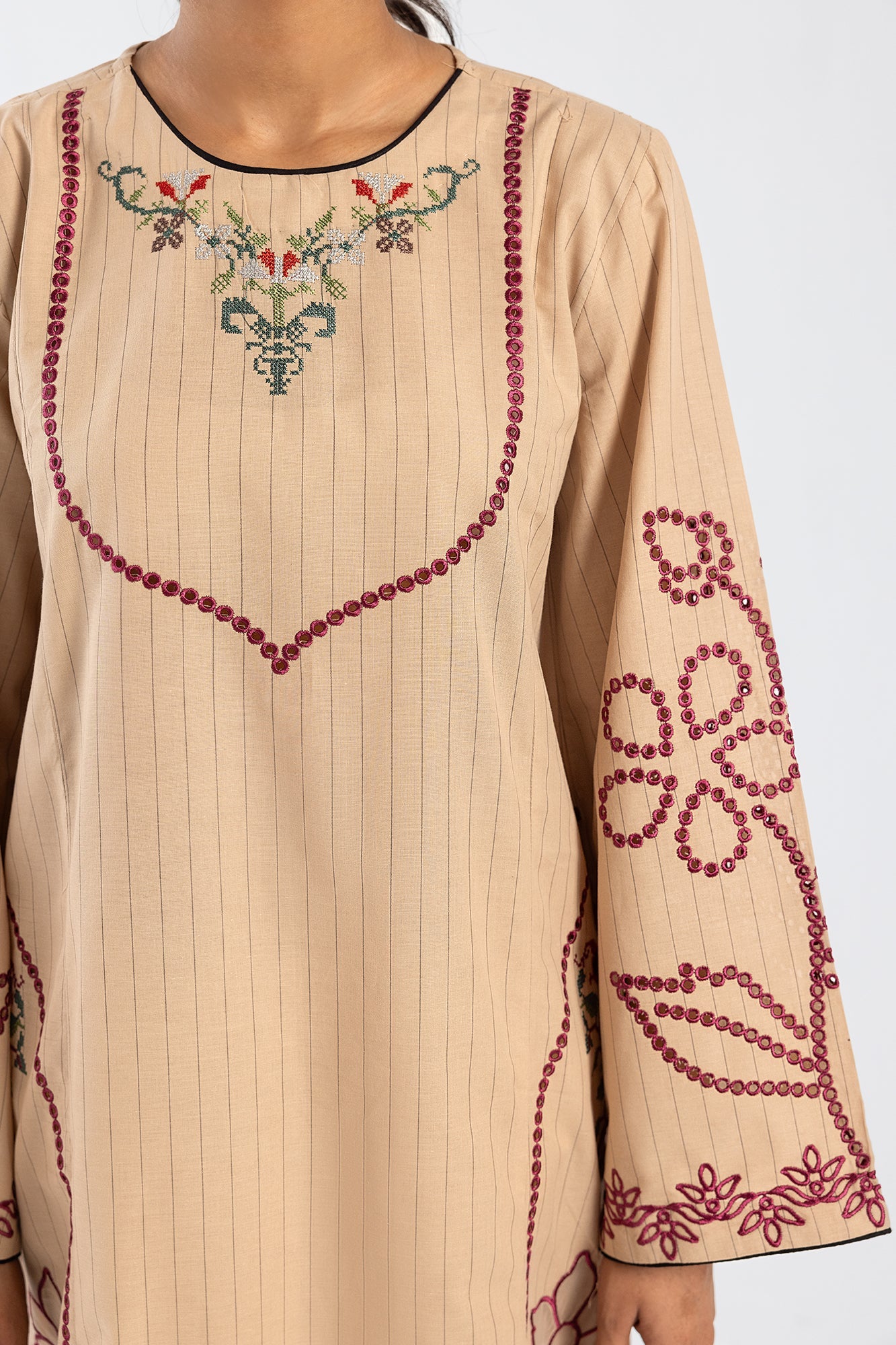 EMBROIDERED SUIT (E2274/103/113)