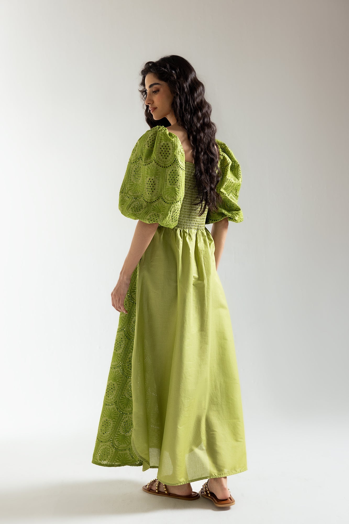 EMBROIDERED DRESS (E2276/108/122)