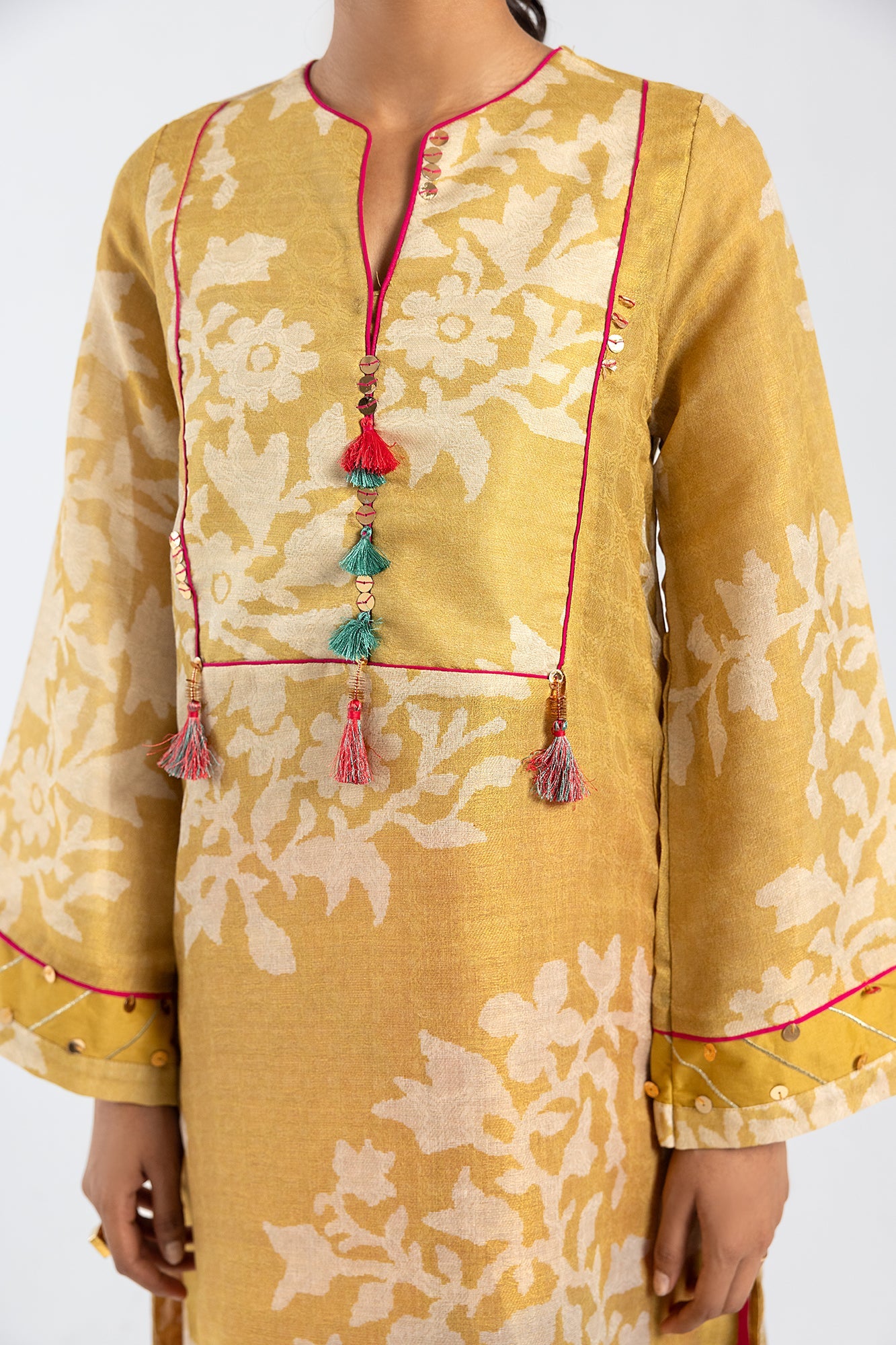 EMBROIDERED SUIT (E2309/103/219)