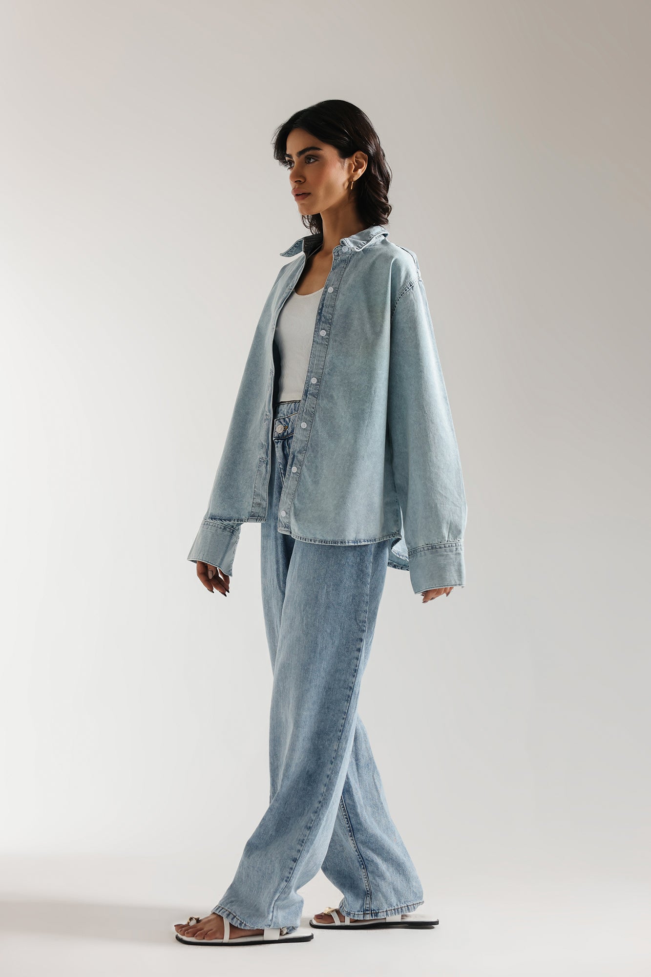 BUTTON DOWN DENIM SHIRT (E2358/108/630)