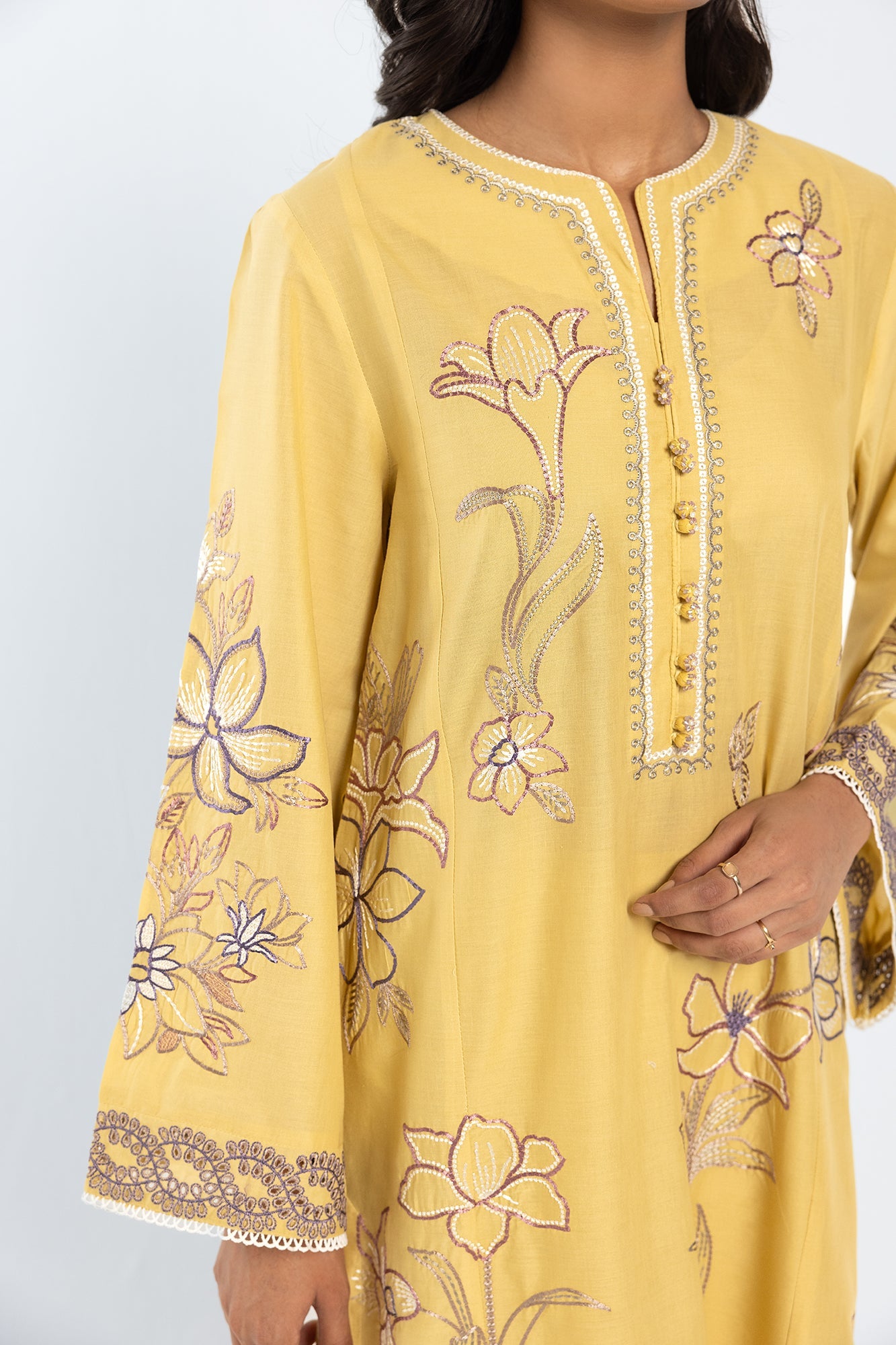 EMBROIDERED SUIT (E2414/103/108)