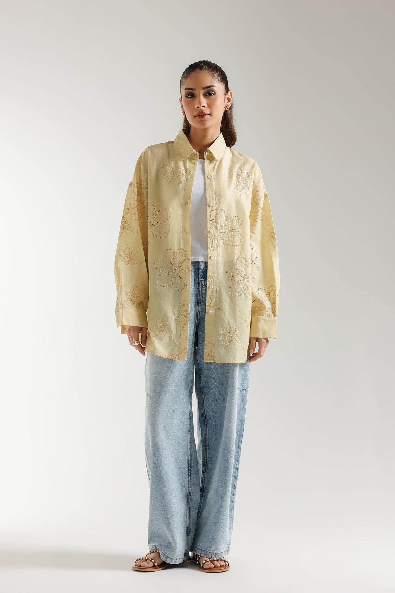 EMBROIDERED BUTTON DOWN SHIRT (E2479/108/125)
