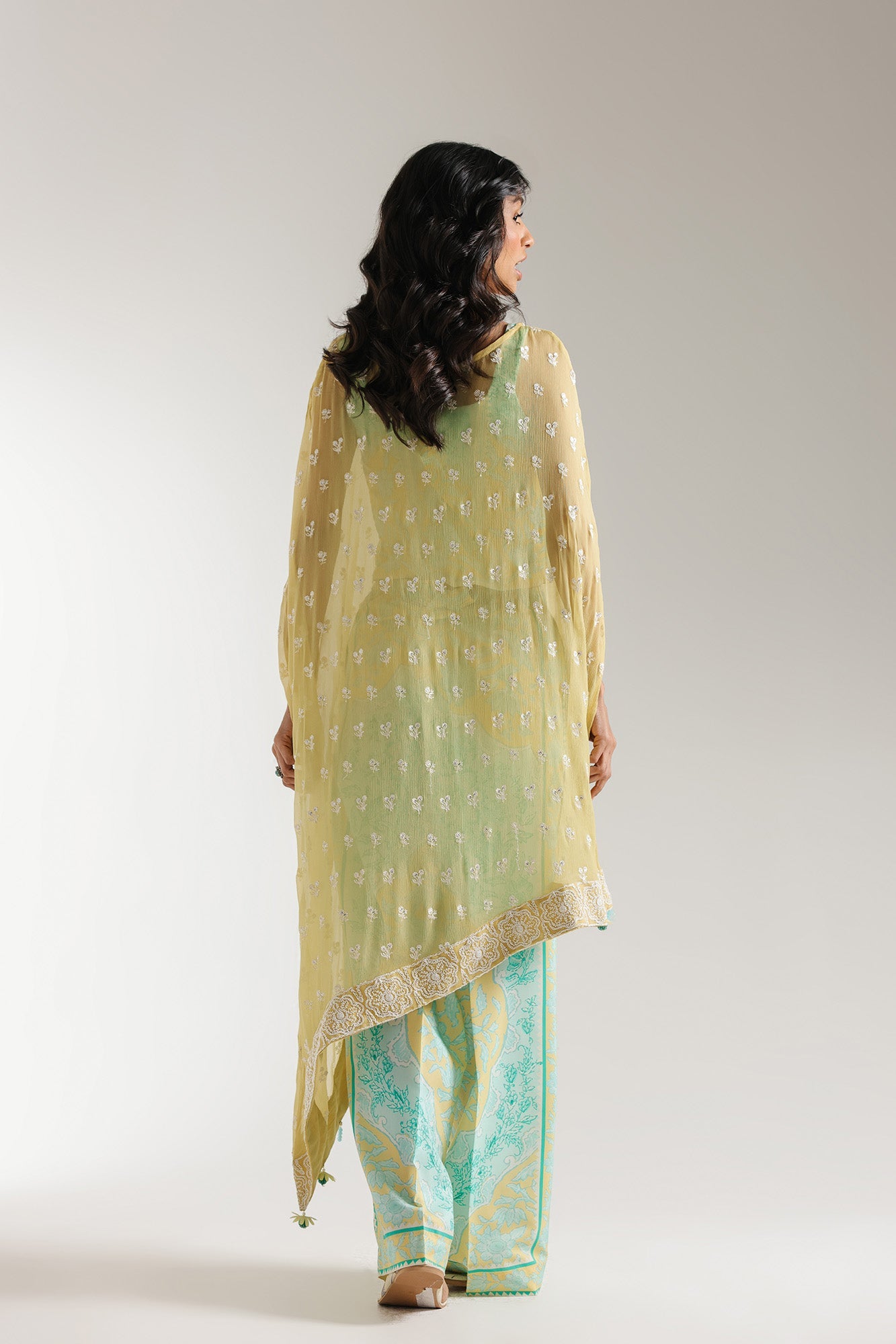 EMBROIDERED SUIT (E3008/103/106)