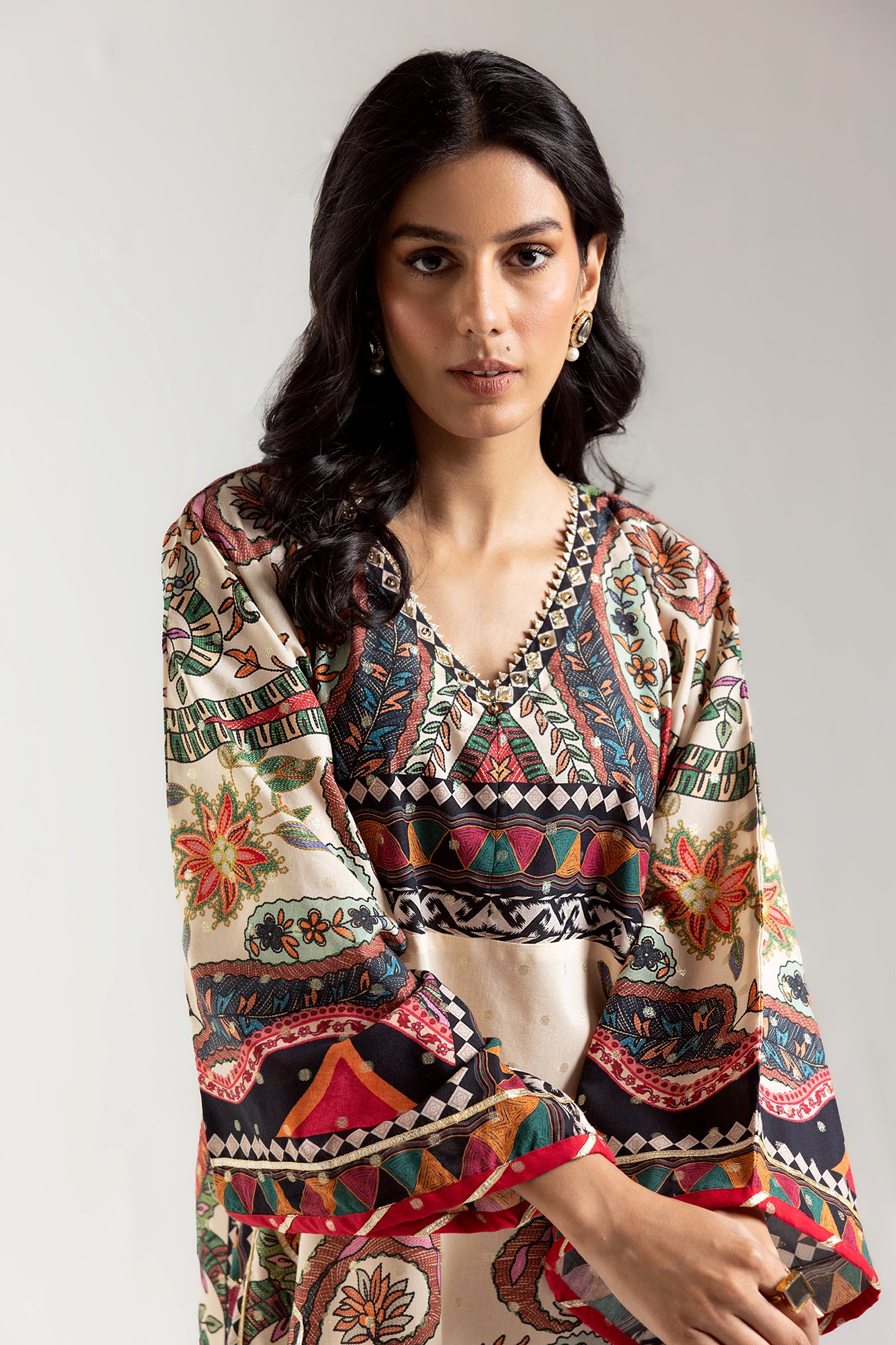 EMBROIDERED KAFTAN (E3072/103/227)