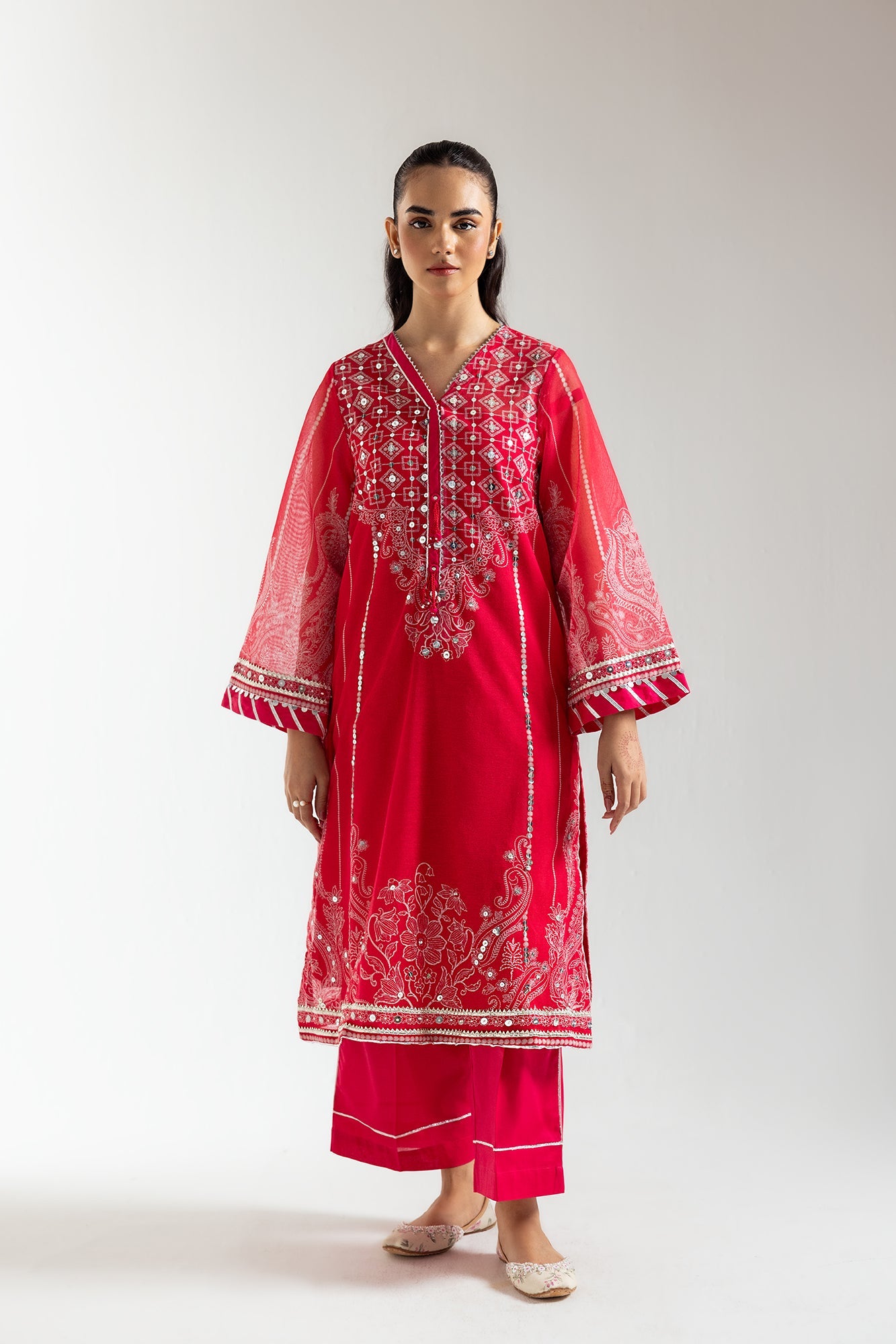 EMBROIDERED SUIT (E3076/103/418)