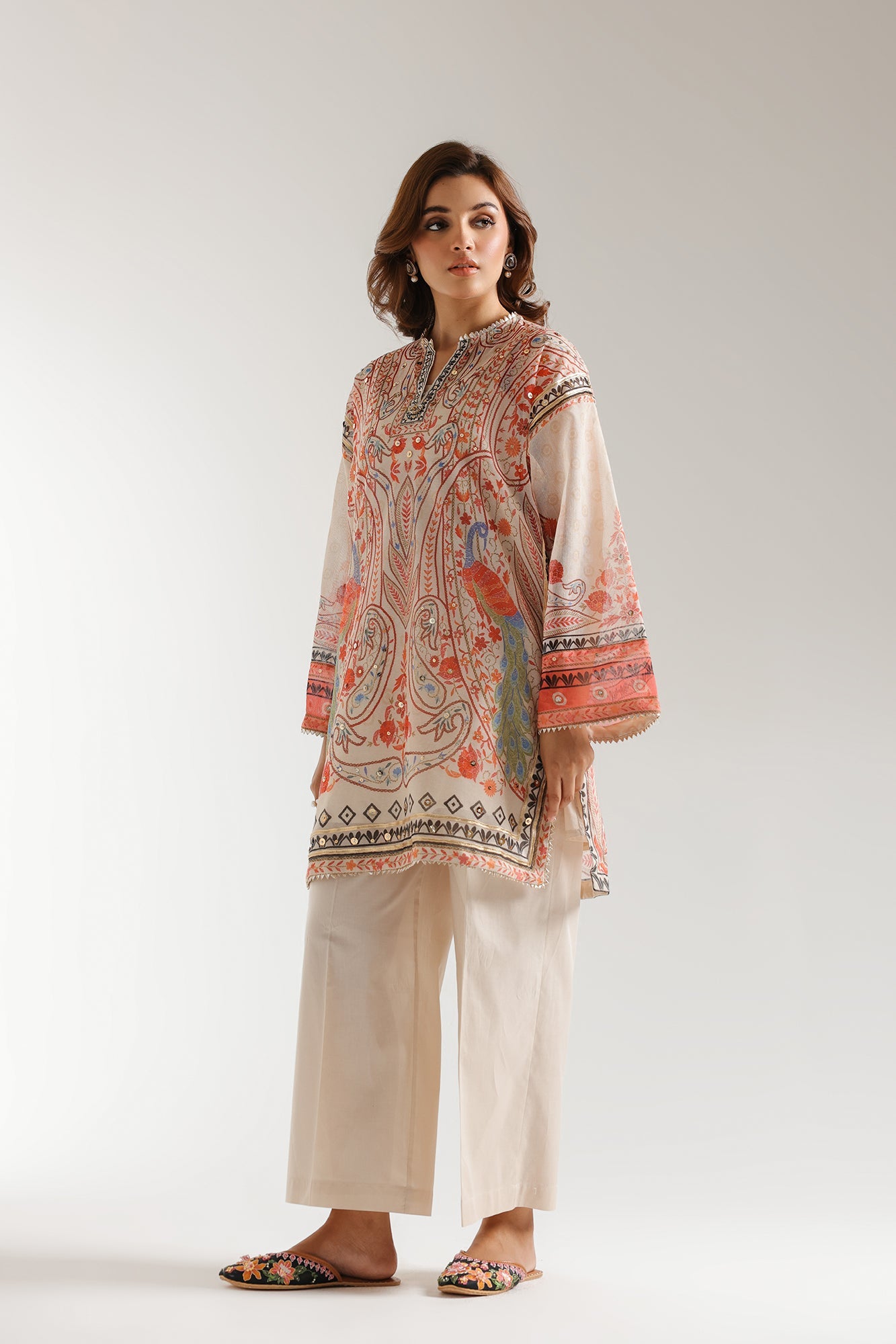 EMBROIDERED SUIT (E3078/103/227)