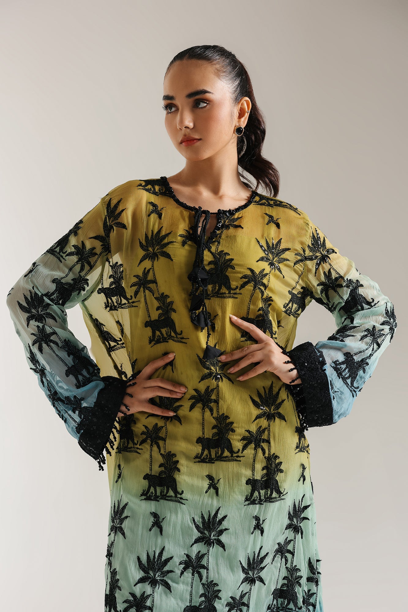 EMBROIDERED SHIRT (E3084/103/121)