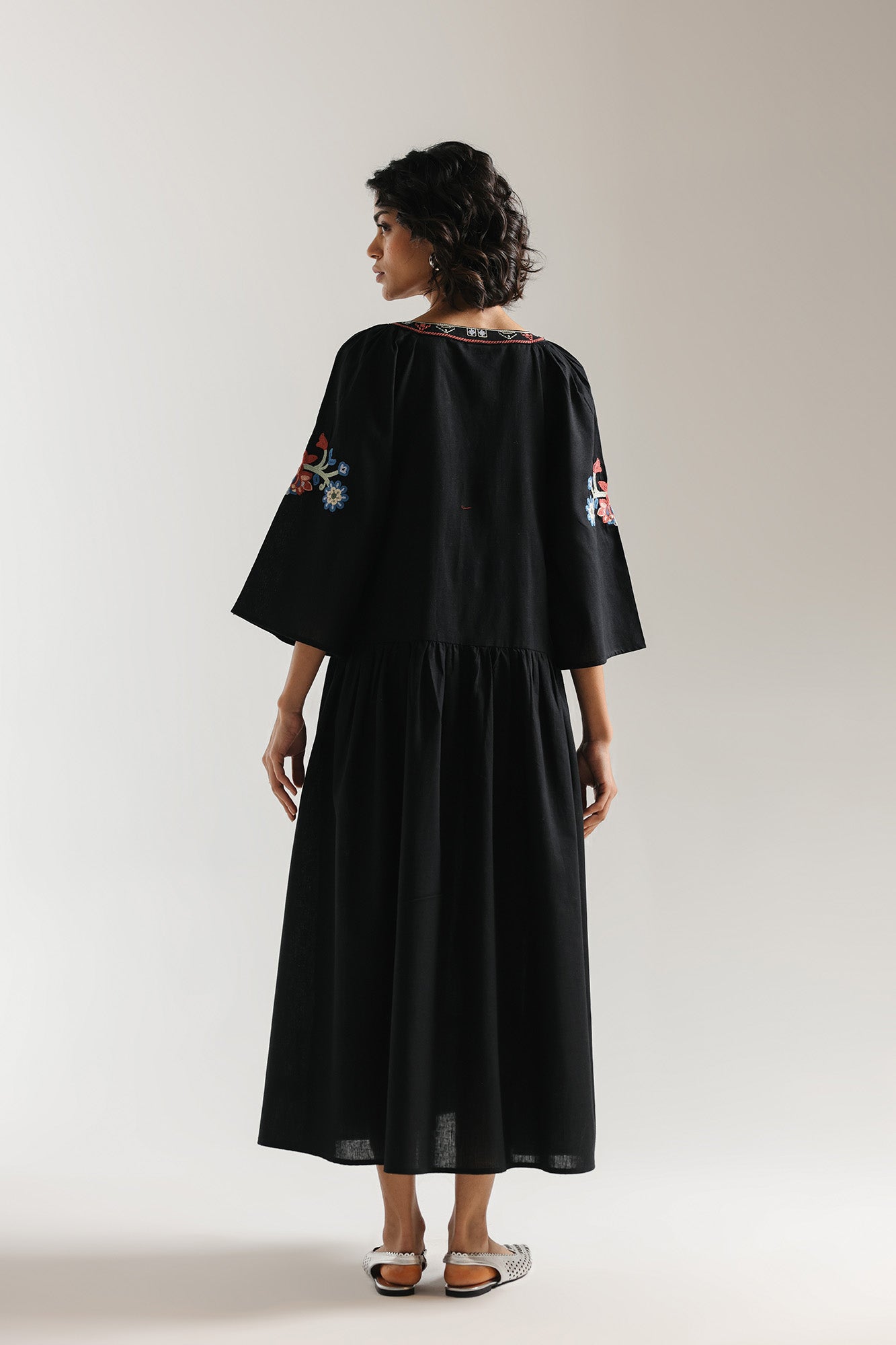 DRESS (E3190/108/902)