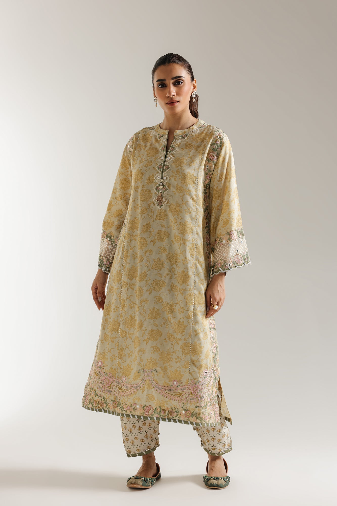 EMBROIDERED SUIT (E3193/103/112)