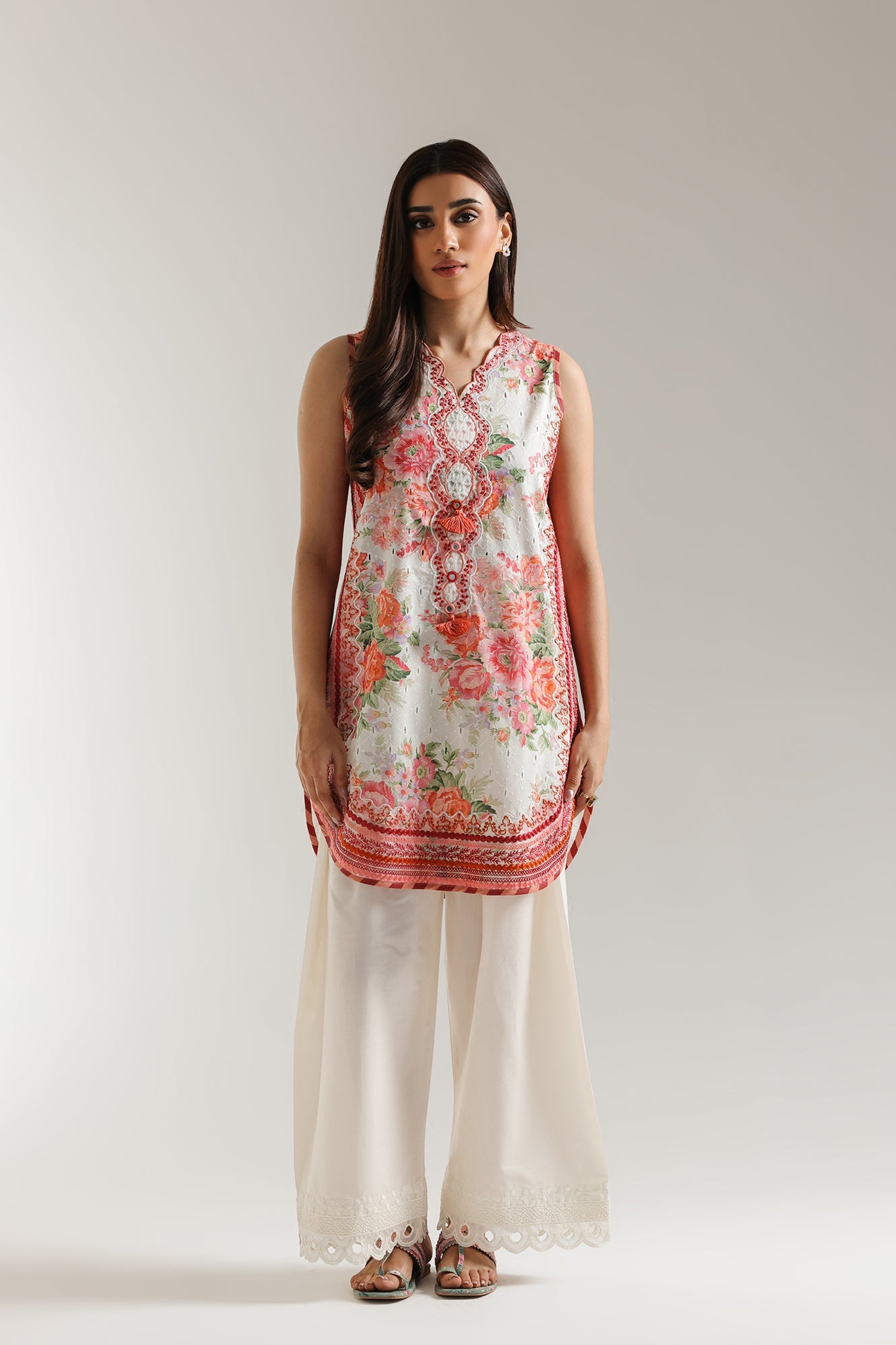 EMBROIDERED SUIT (E103/002/3207)