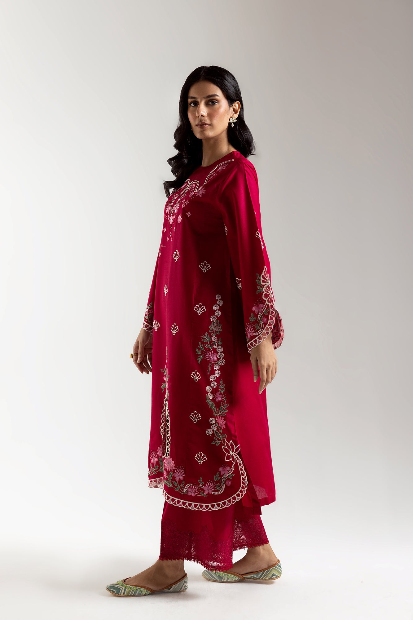 EMBROIDERED SUIT (E103/305/3220)