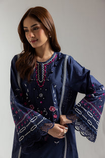 EMBROIDERED SUIT (E103/618/3235)
