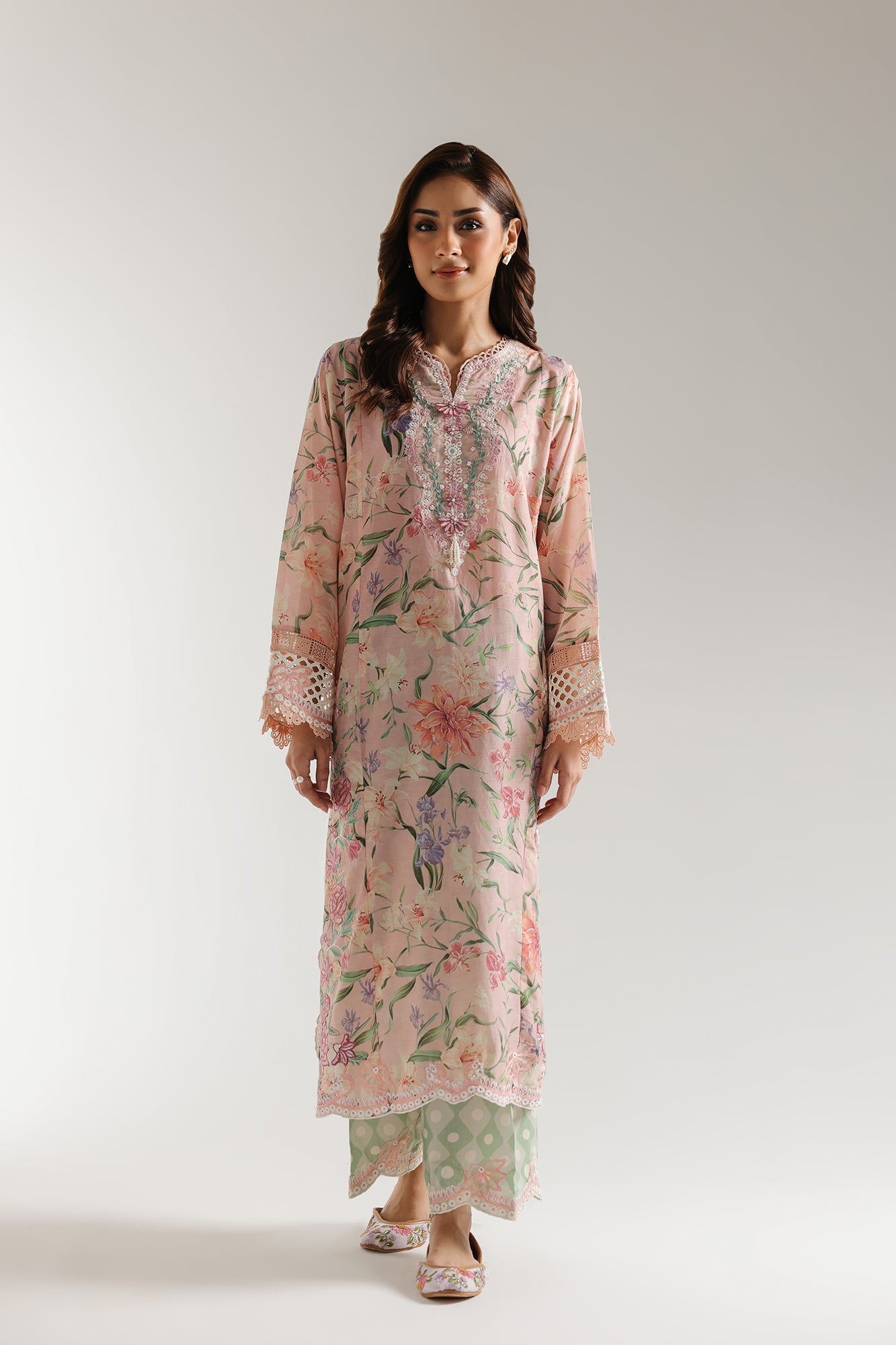 EMBROIDERED SUIT (E103/316/3261)