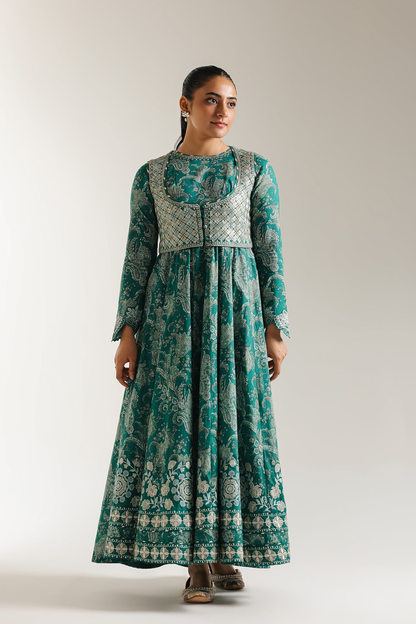 EMBROIDERED PISHWAS (E103/708/3282)