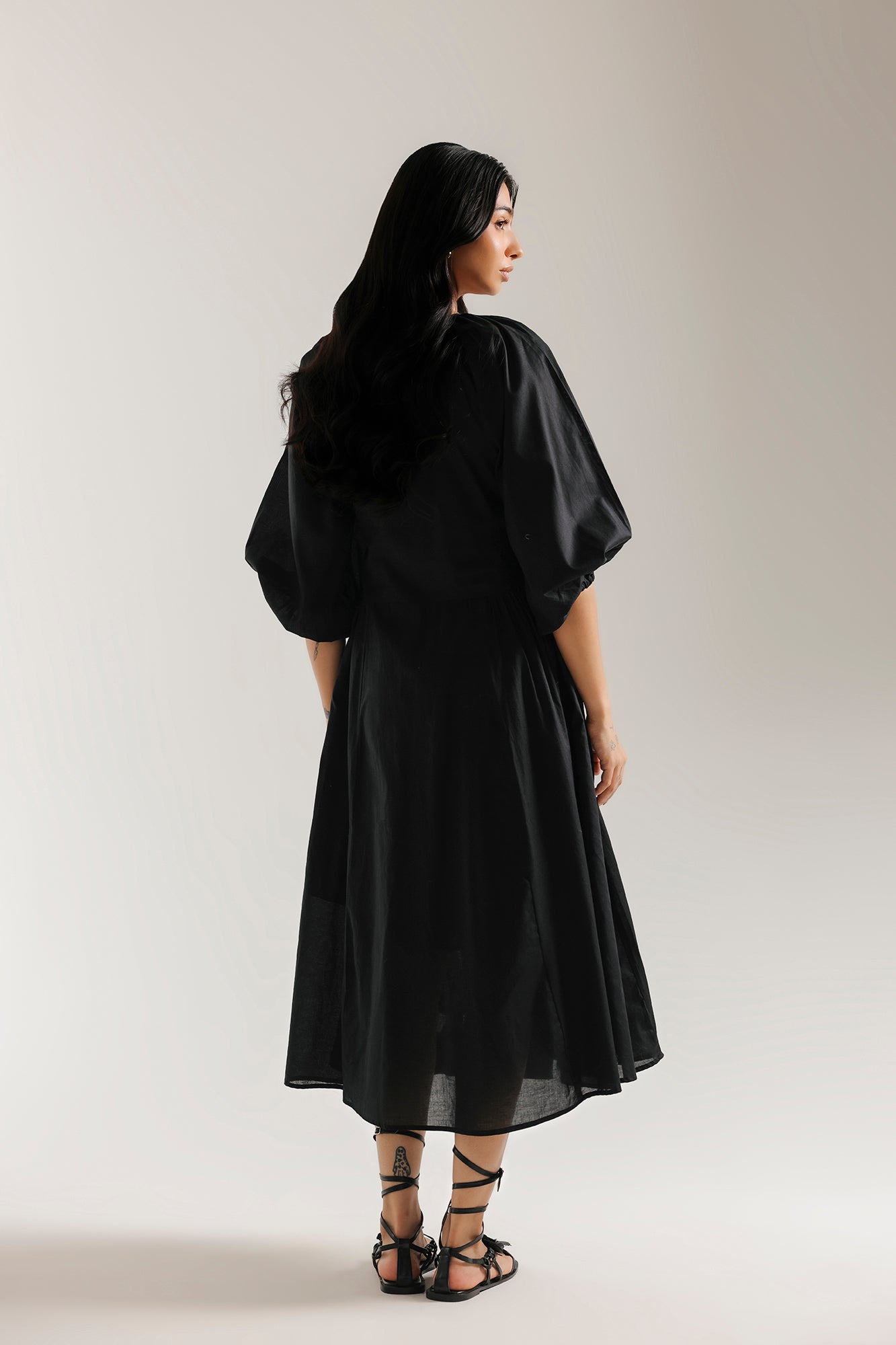 DRESS (E3302/108/901)