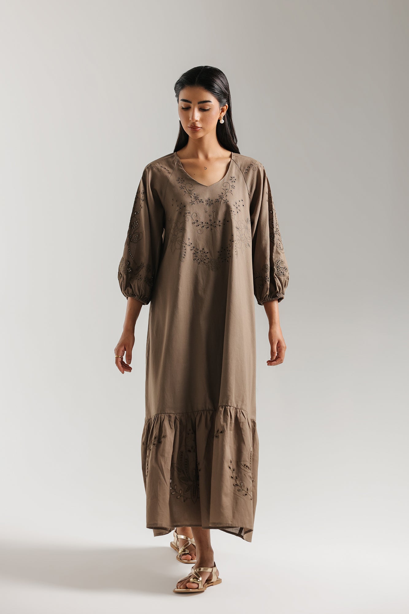 DRESS (E3304/108/801)
