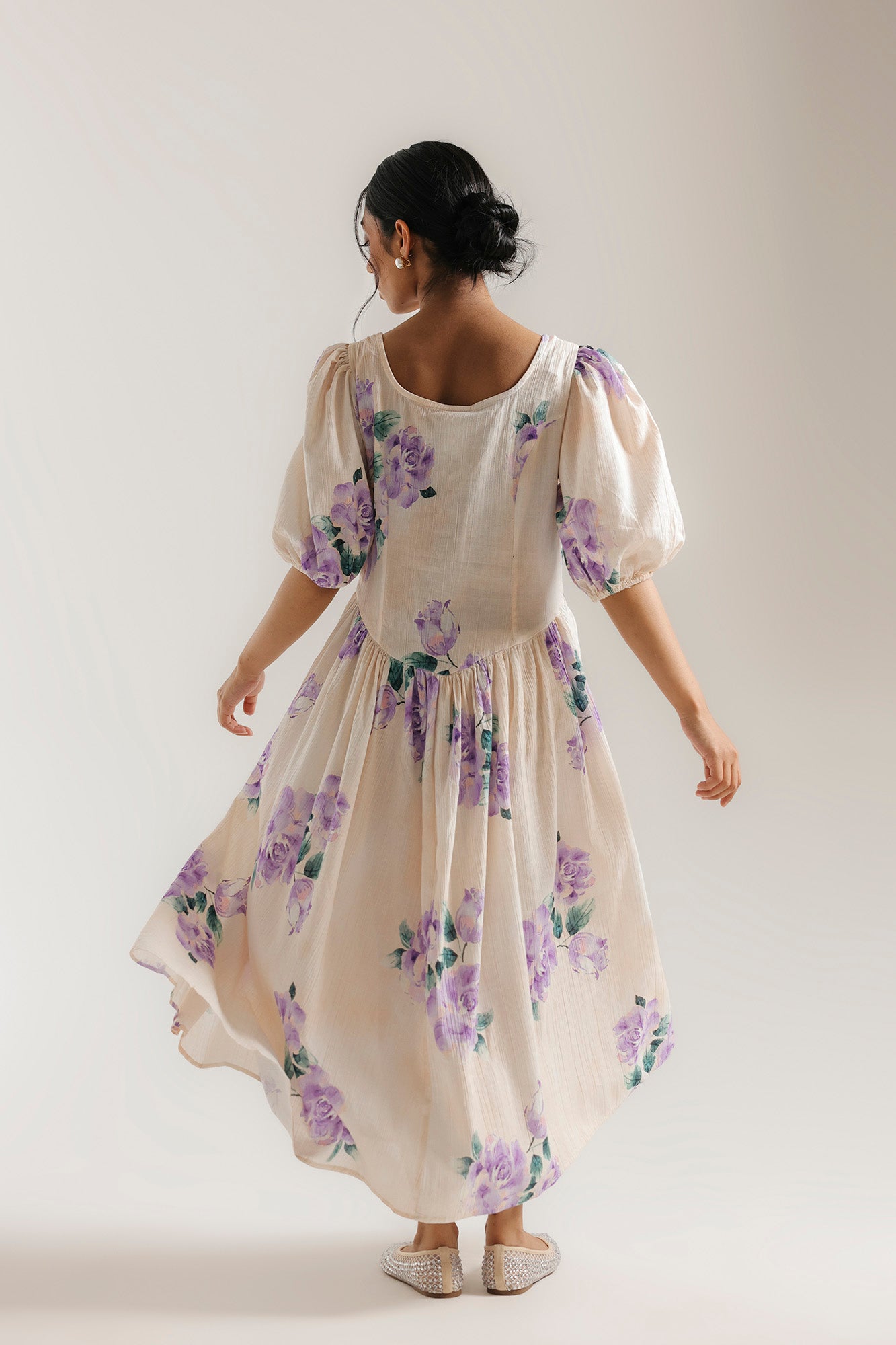 DRESS (E3305/108/004)