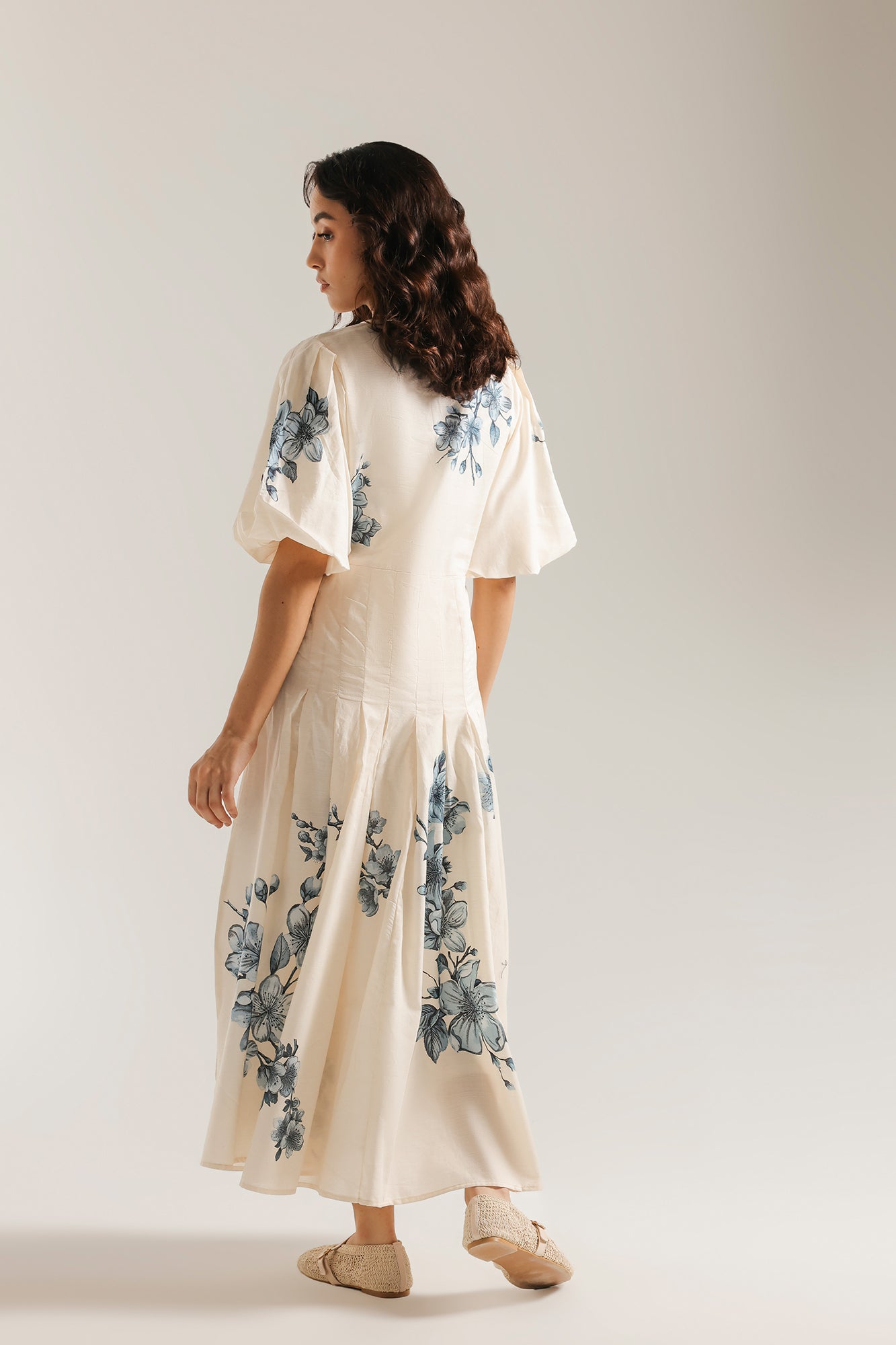 DRESS (E3310/108/005)