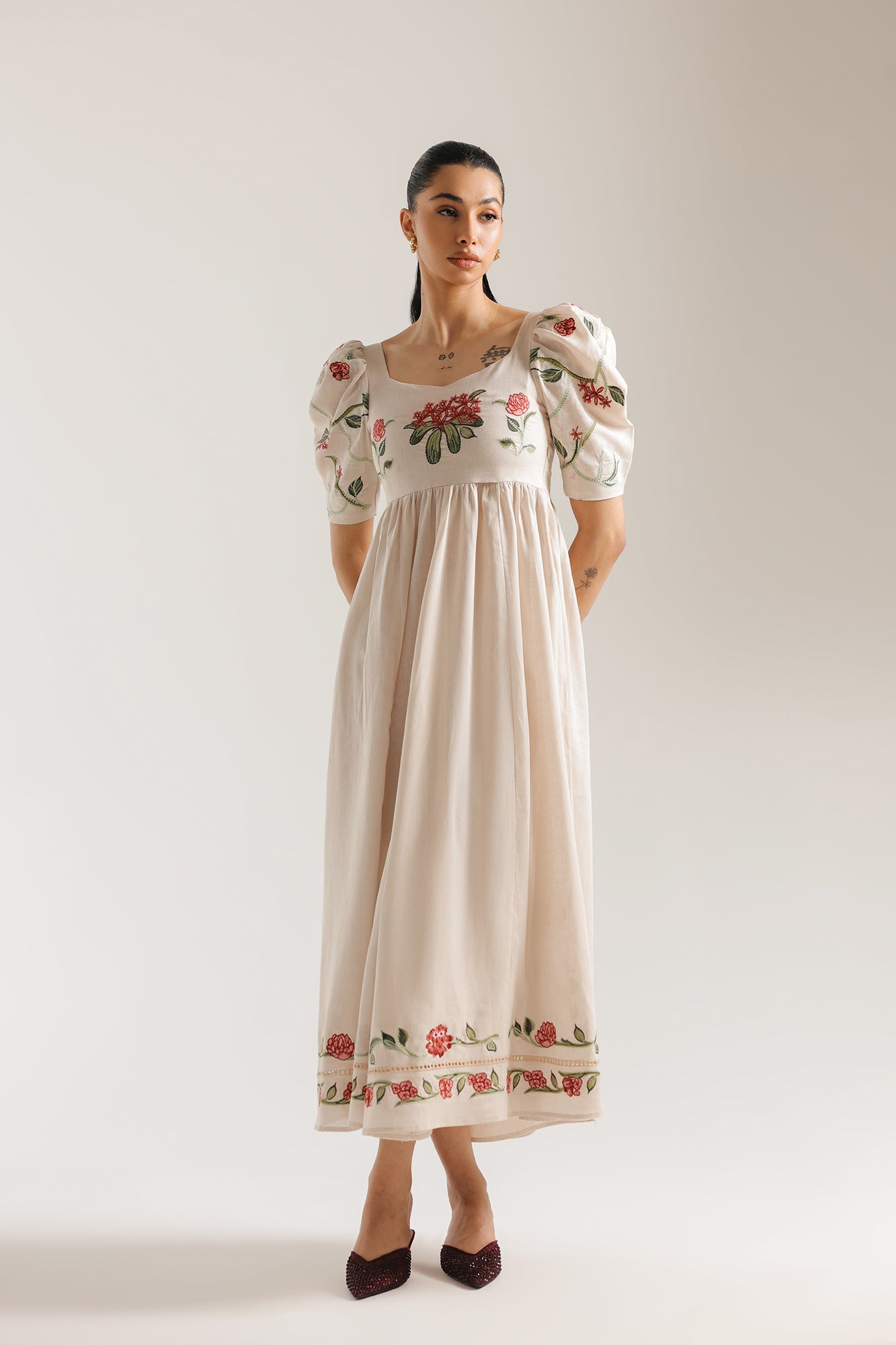 DRESS (E3315/108/005)