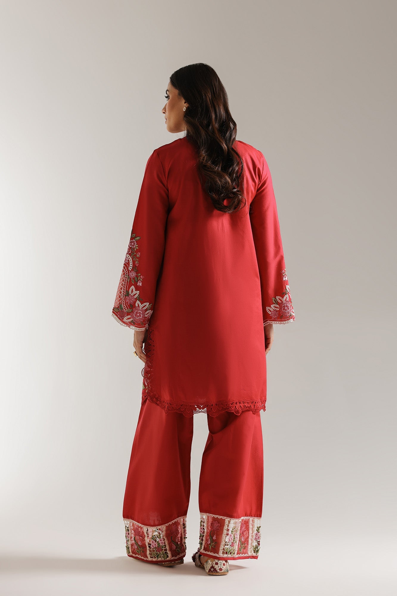EMBROIDERED SUIT (E103/405/3322)