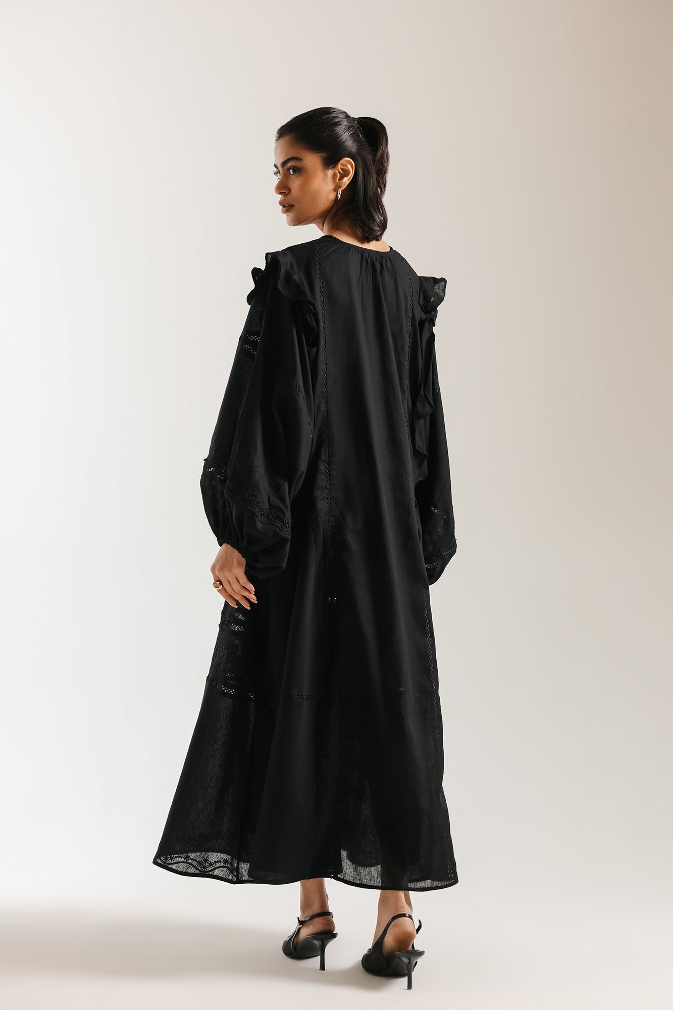 EMBROIDERED DRESS (E3322/108/902)