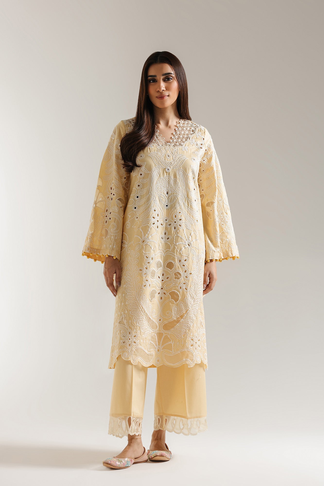 EMBROIDERED SUIT (E103/115/3324)