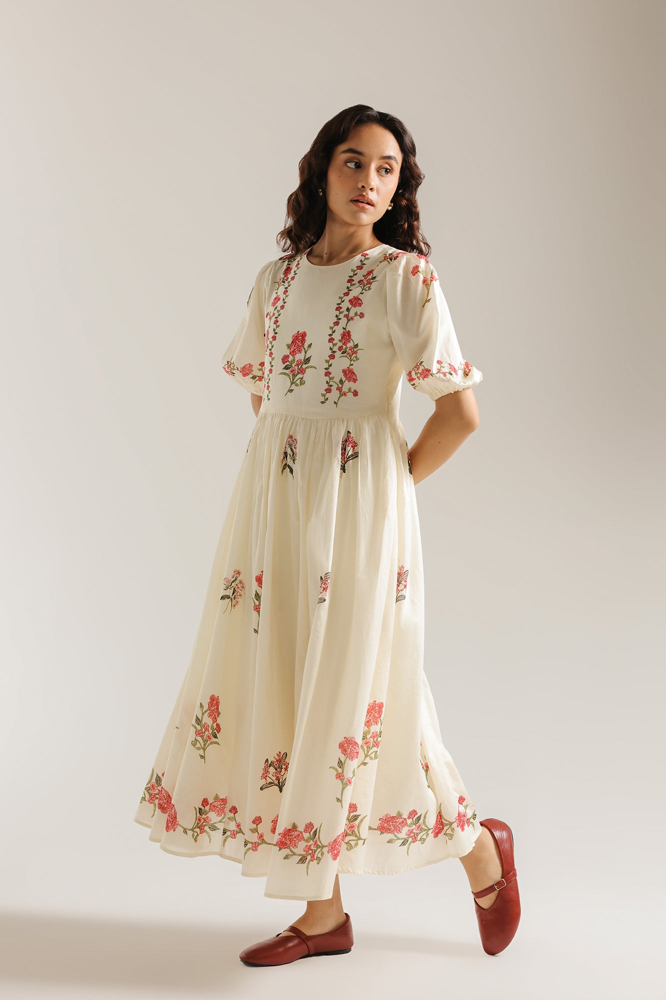 DRESS (E3343/108/005)