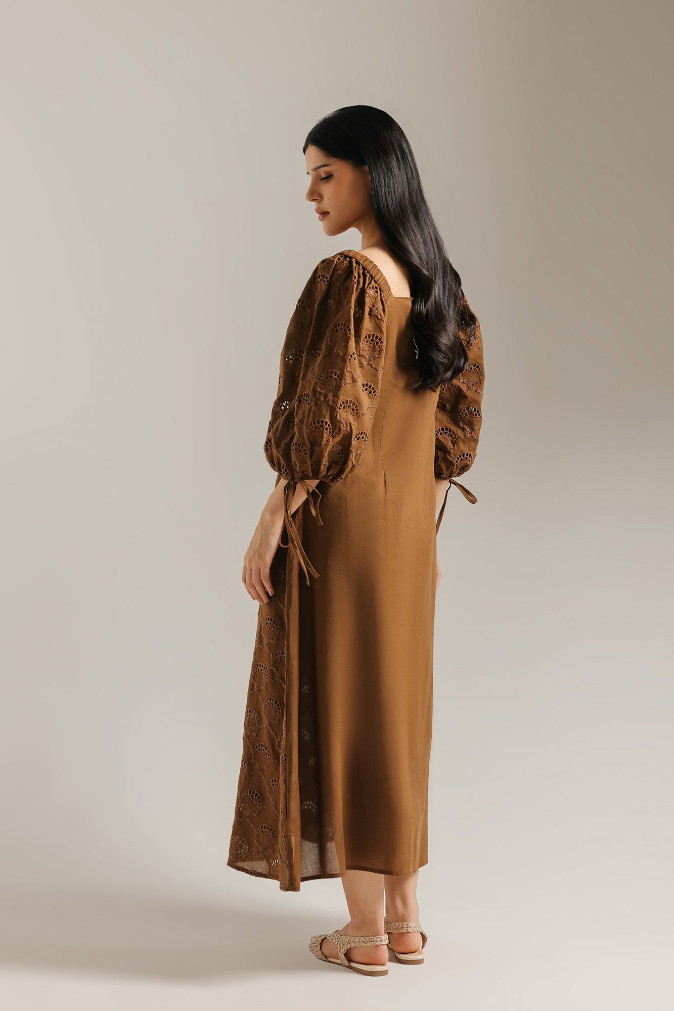 DRESS (E3356/108/804)