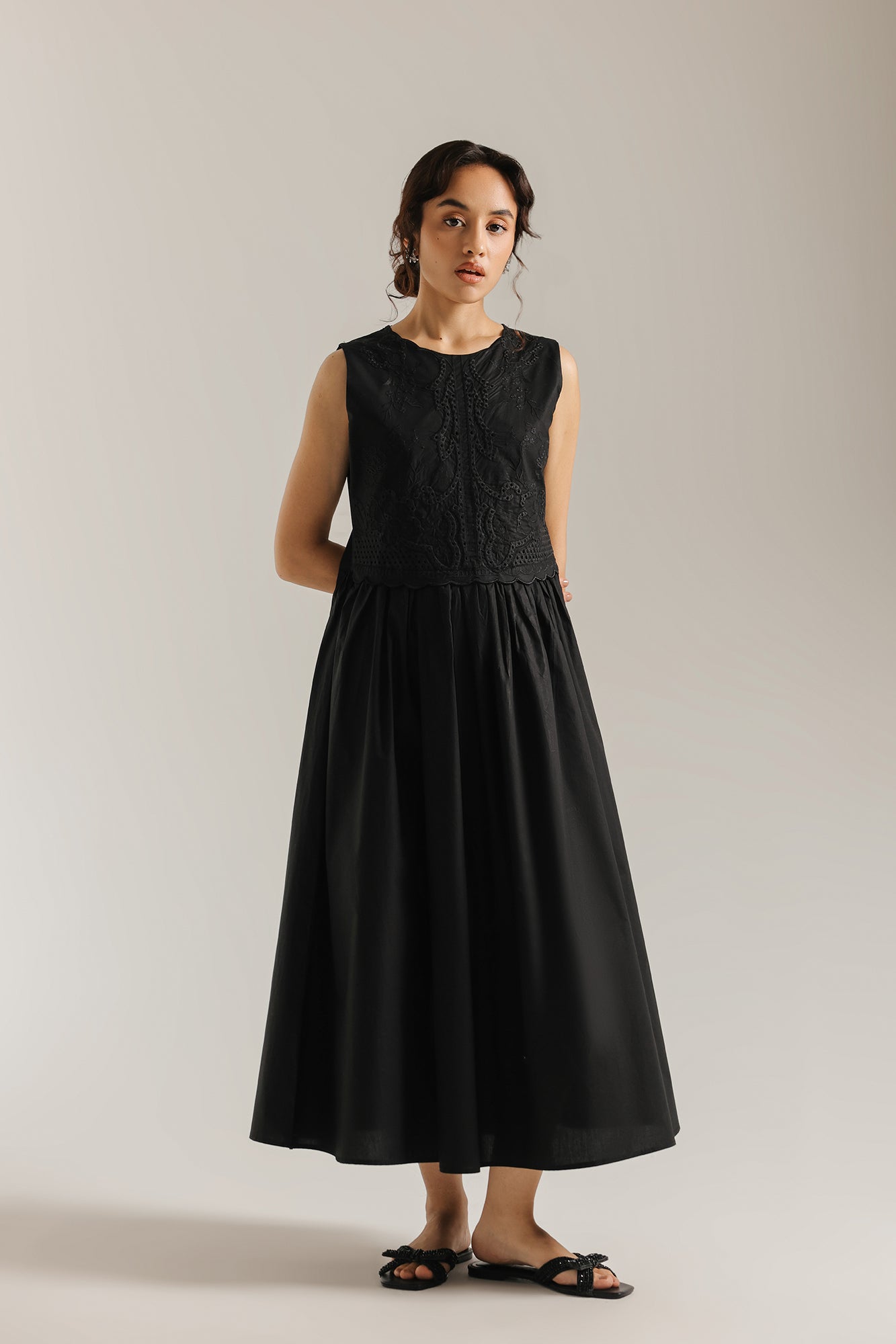 DRESS (E3362/108/902)